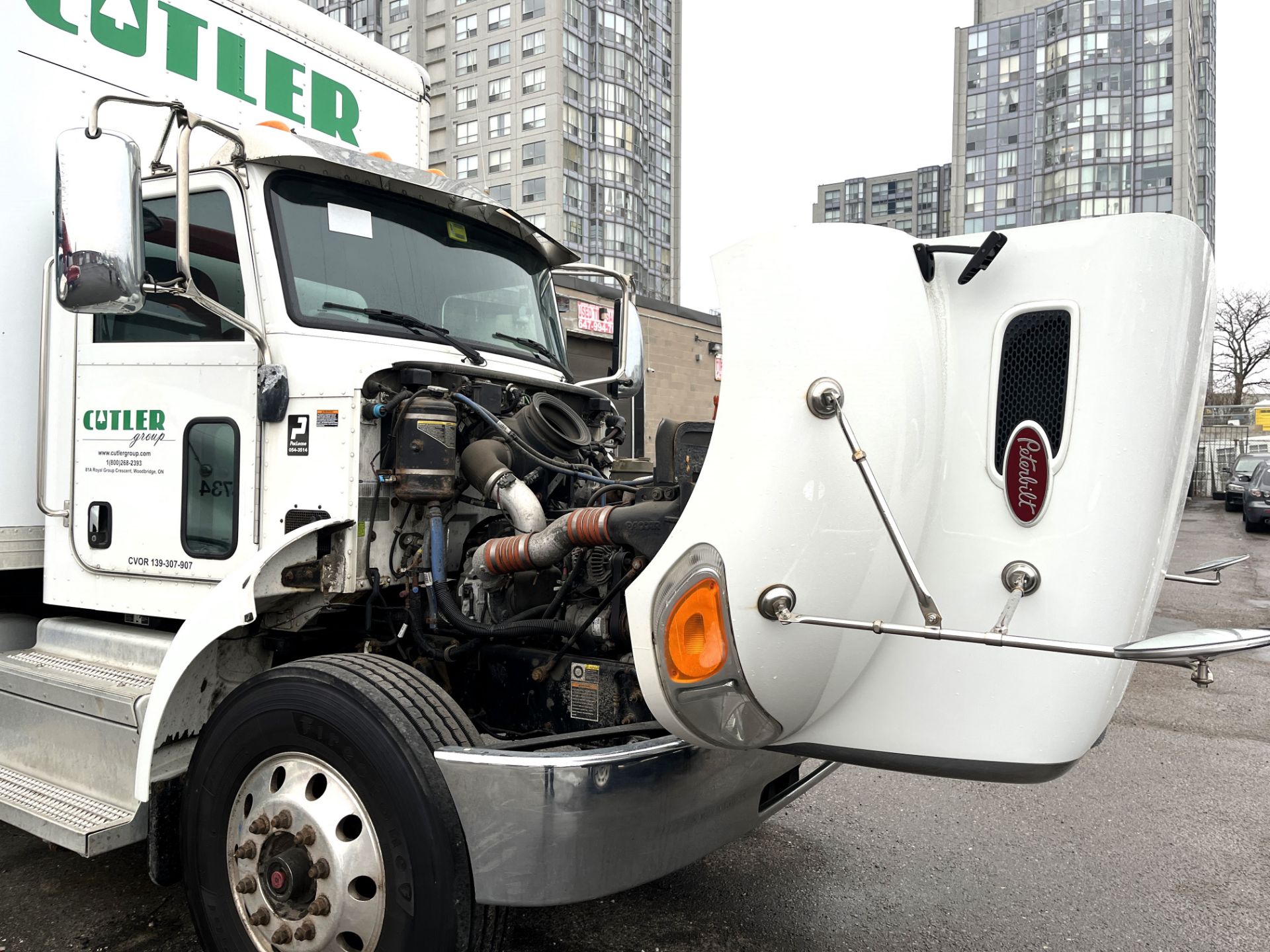 2018 PETERBILT 337 SINGLE AXLE STRAIGHT VAN TRUCK, VIN# 2NP2HM7X0JM466679, APPROX. 269,000KMS, 26’ - Image 14 of 30