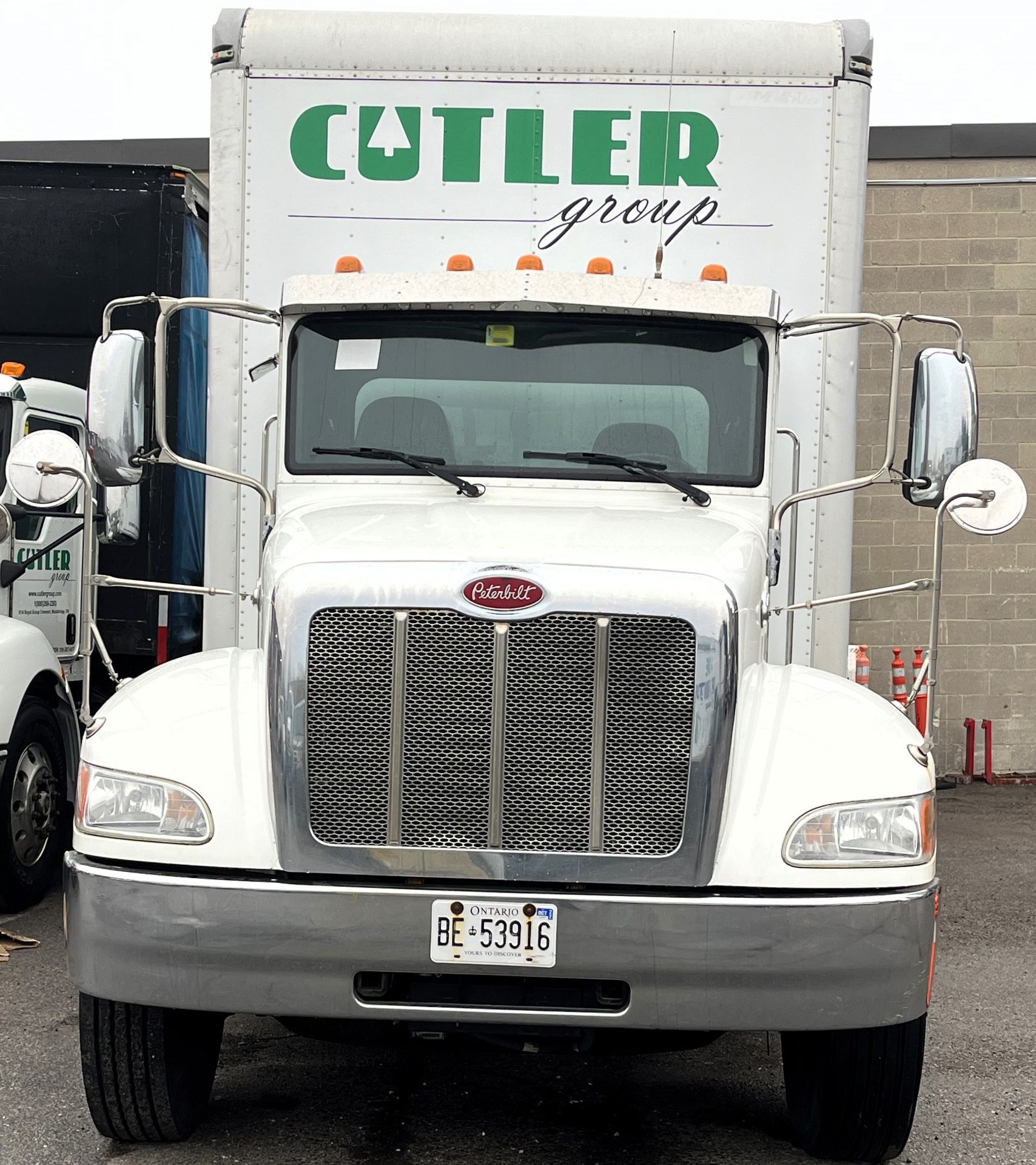 2018 PETERBILT 337 SINGLE AXLE STRAIGHT VAN TRUCK, VIN# 2NP2HM7X0JM466679, APPROX. 269,000KMS, 26’ - Image 2 of 30