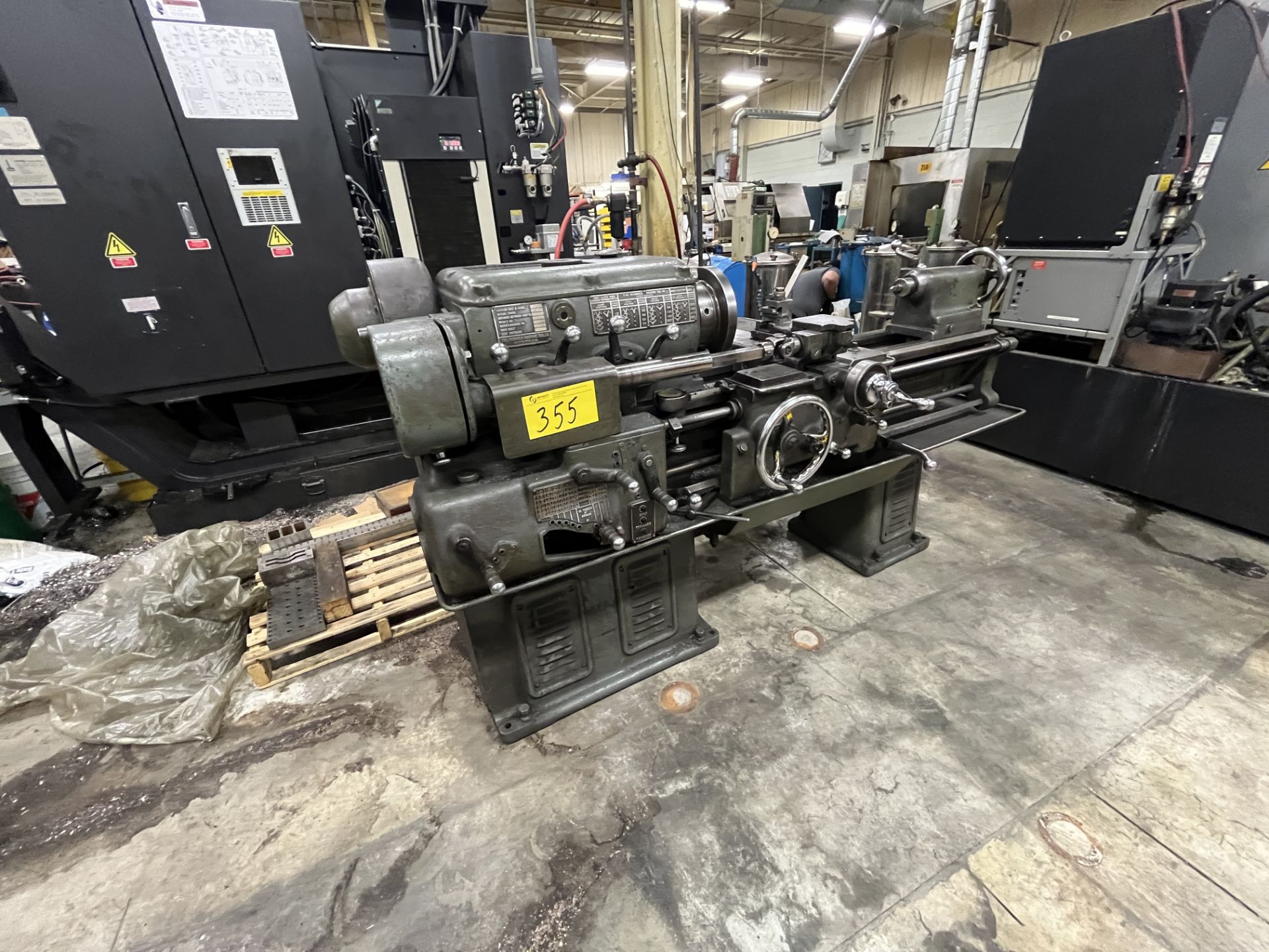 MONARCH 12"-C LATHE, 14.5" SWING, 30" BETWEEN CENTERS, S/N 8167 (LOCATED AT 1761 BISHOP STREET N,