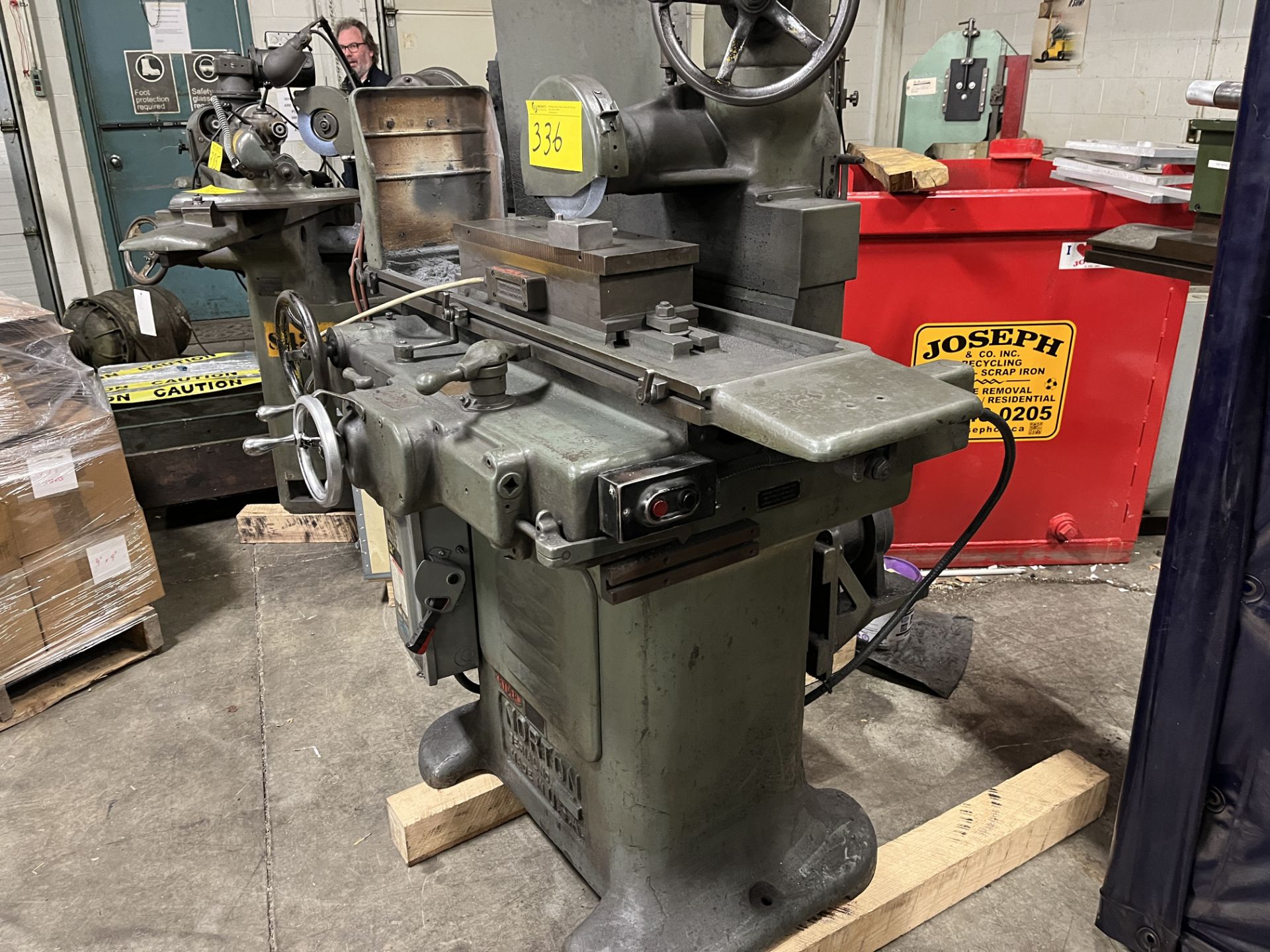 NORTON SURFACE GRINDER, 6" X 12" MAGNETIC CHUCK (LOCATED AT 1761 BISHOP STREET N, CAMBRIDGE, - Image 4 of 4