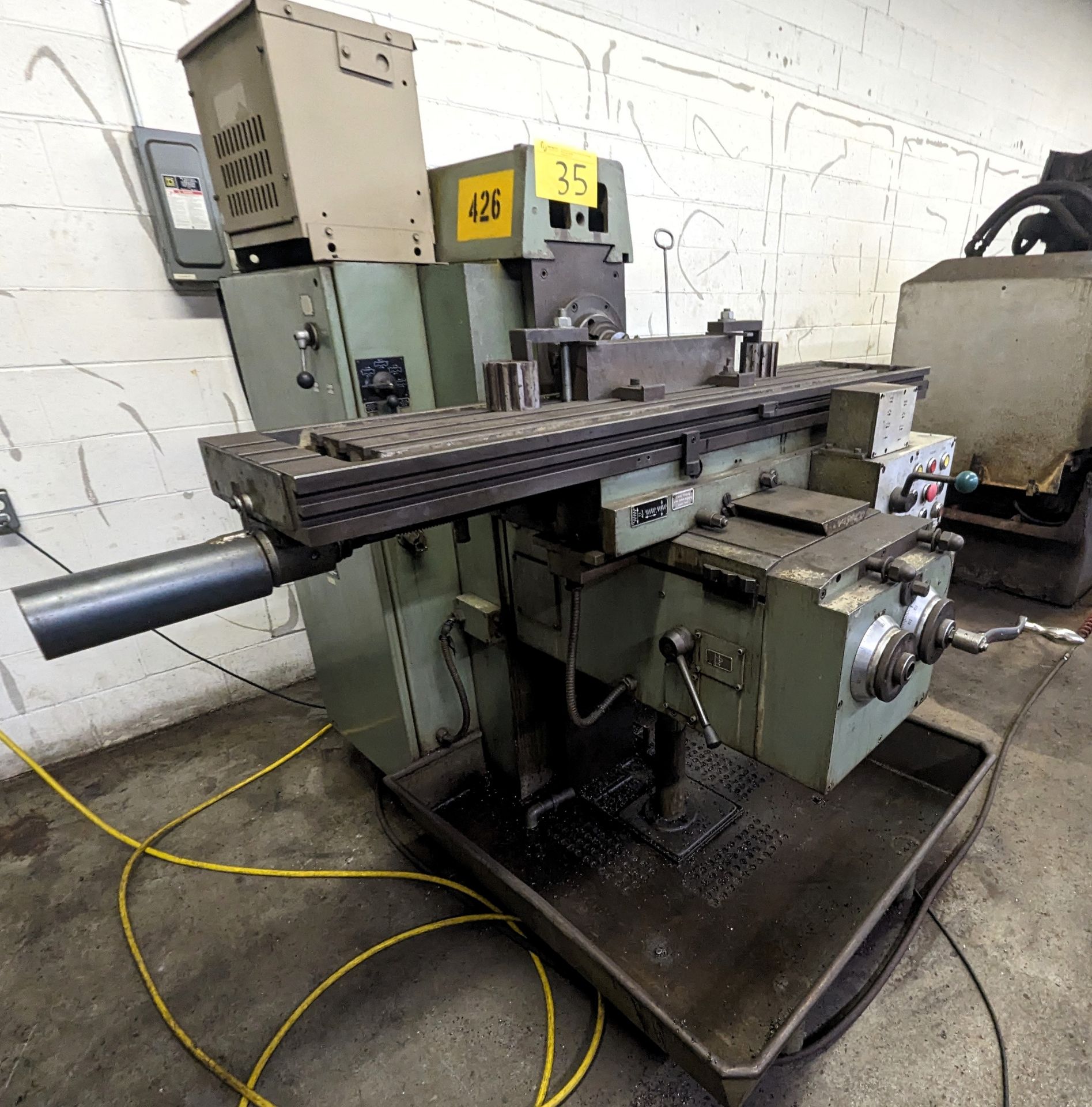 HMT FN2EH HORIZONTAL MILLING MACHINE, 40 TAPER, 8” X 48” TABLE, S/N 1777 W/ ATTACHMENTS (RIGGING FEE