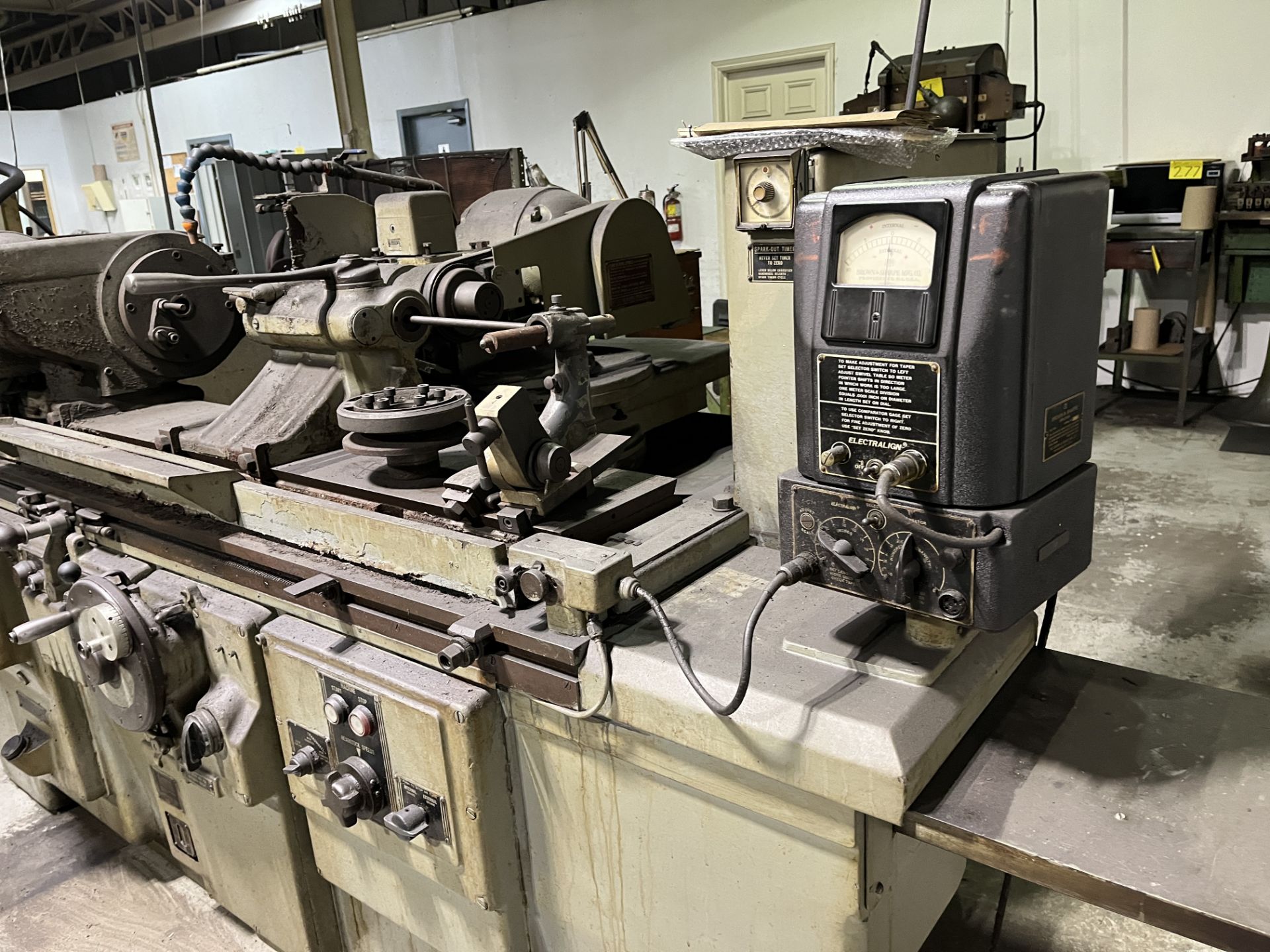 BROWN & SHARPE NO. 3 CYLINDRICAL GRINDER, 68” BED, TAILSTOCK (RIGGING FEE $500) - Image 5 of 7