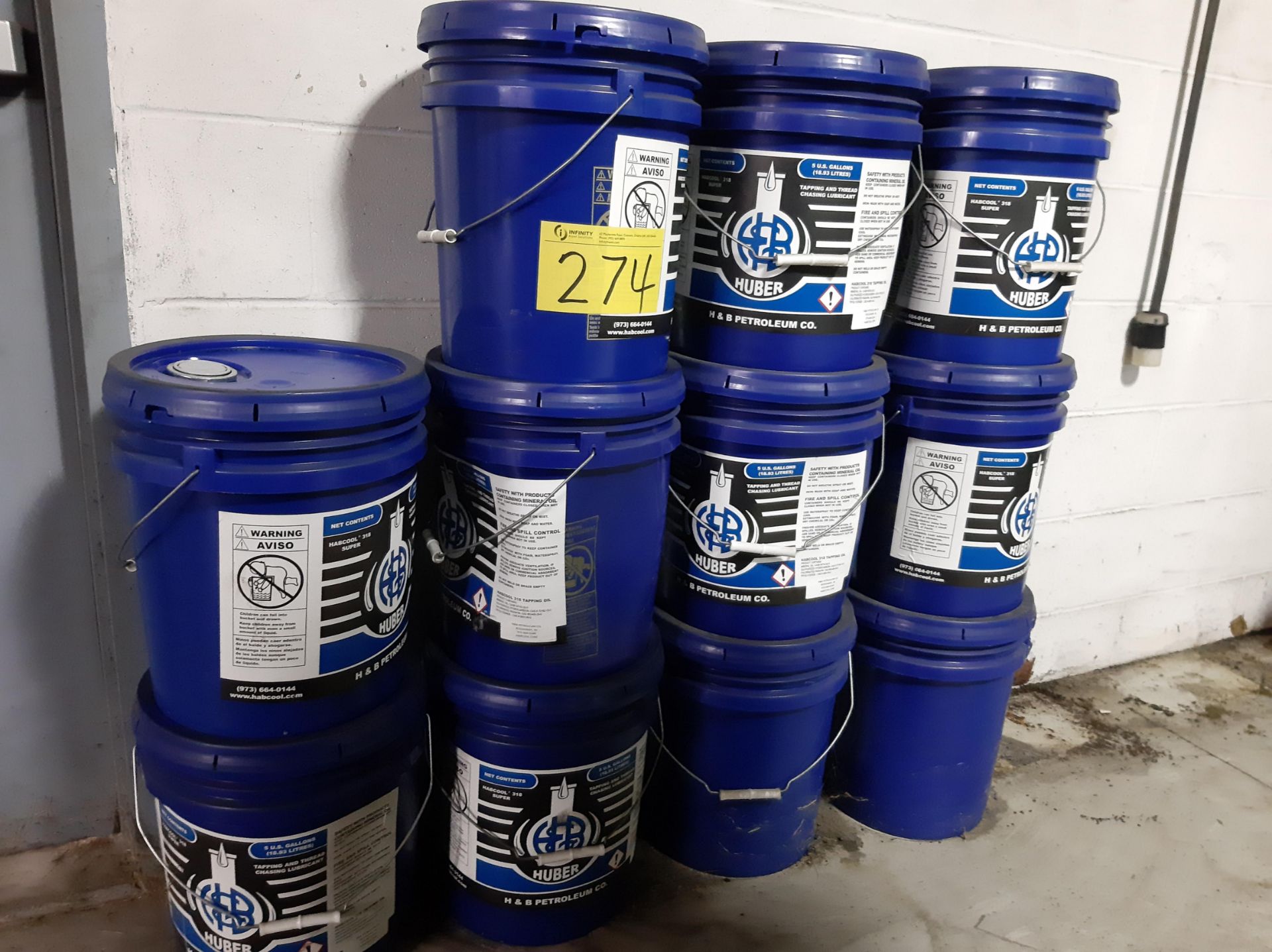 UNOPENED LOT OF (11) BUCKETS HUBER HABCOOL 318 SUPER