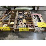 LOT OF GRINDING STONES AND DREMEL SUPPLIES