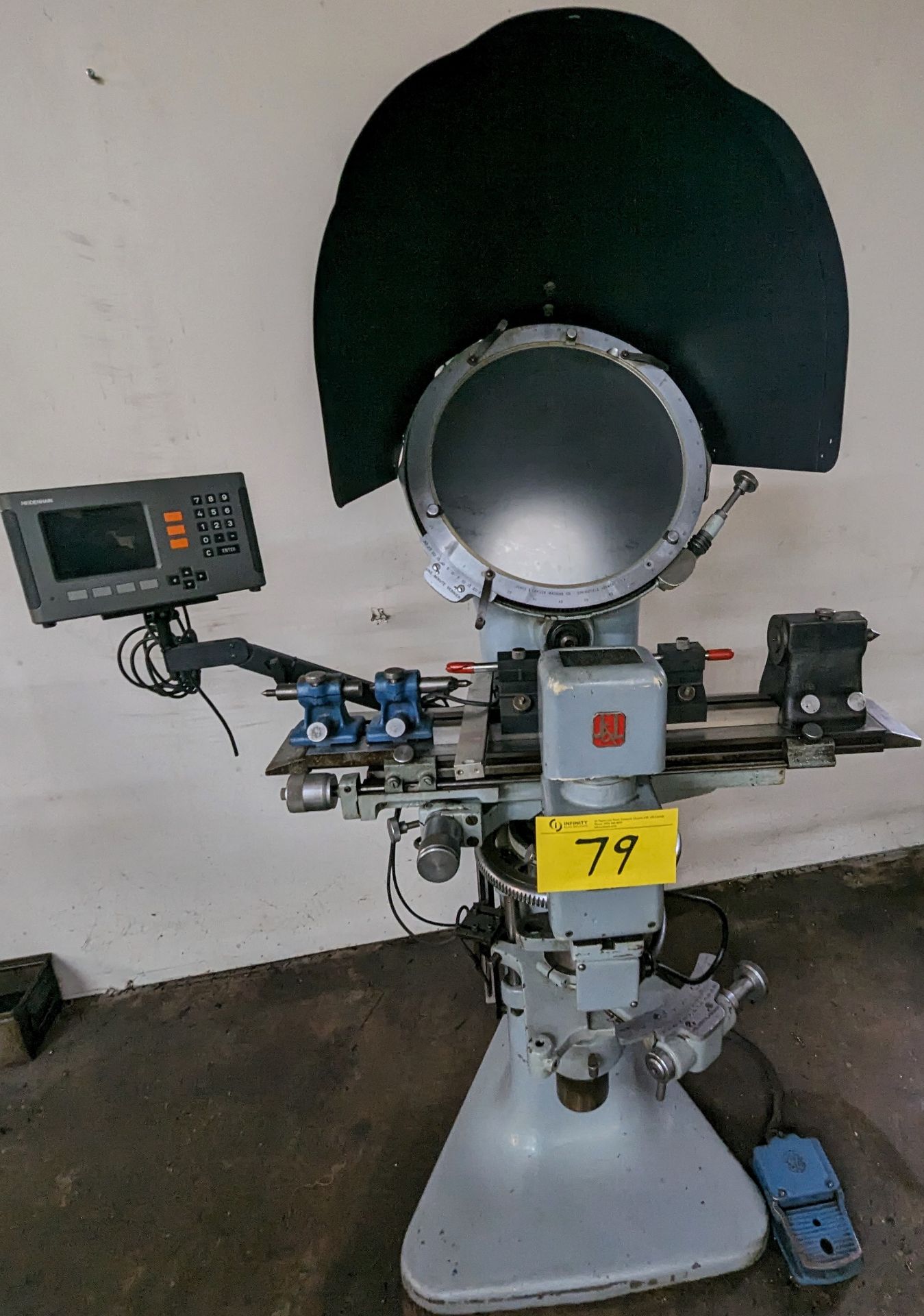 JONES & LAMSON OPTICAL COMPARATOR, MITUTOYO 3-AXIS DRO (RIGGING FEE $125)