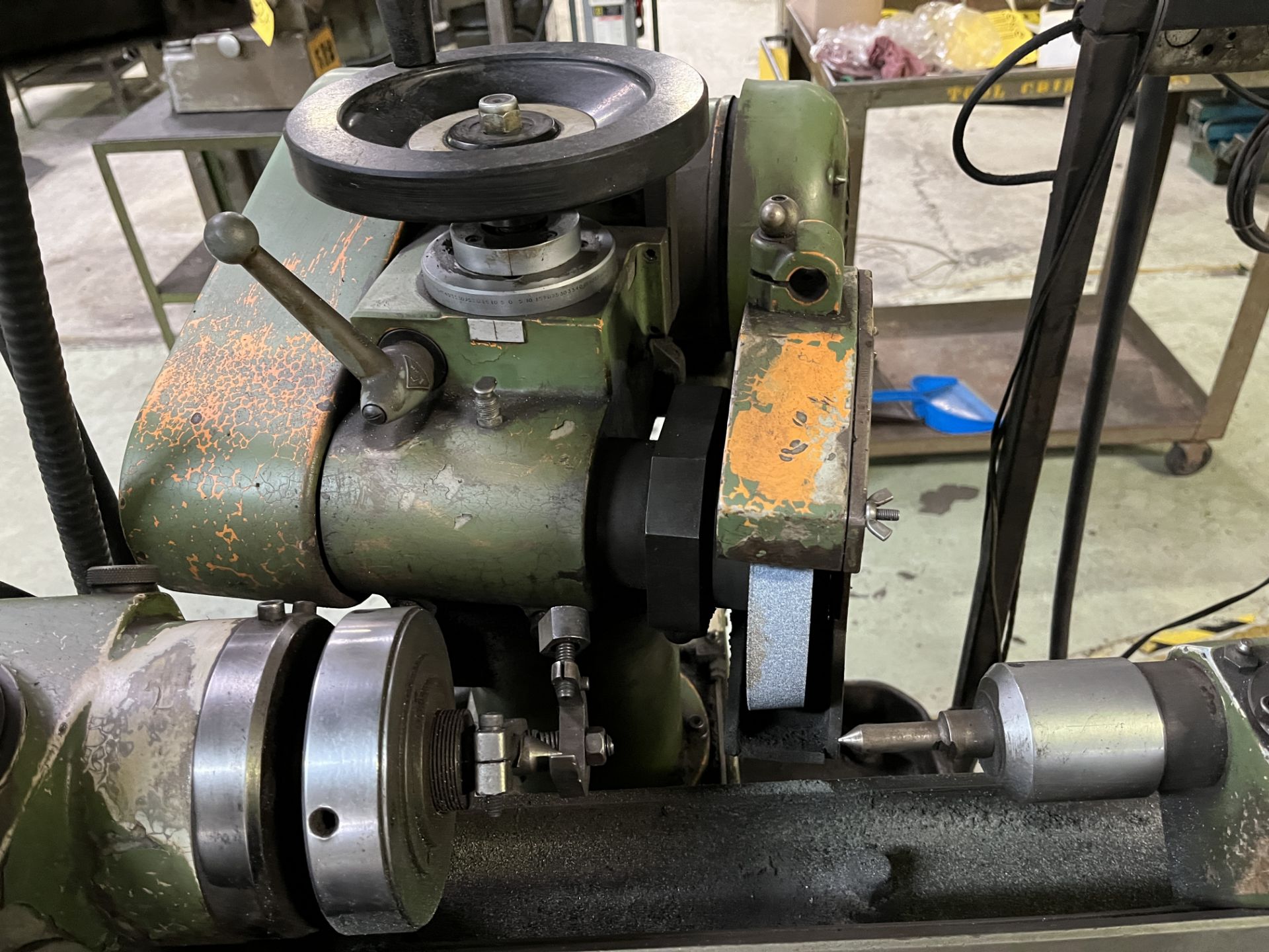 FINNEY NEWALL CYLINDRICAL GRINDER, MITUTOYO 2-AXIS DRO, DAYTON SCR CONTROL (RIGGING FEE $150) - Image 2 of 6
