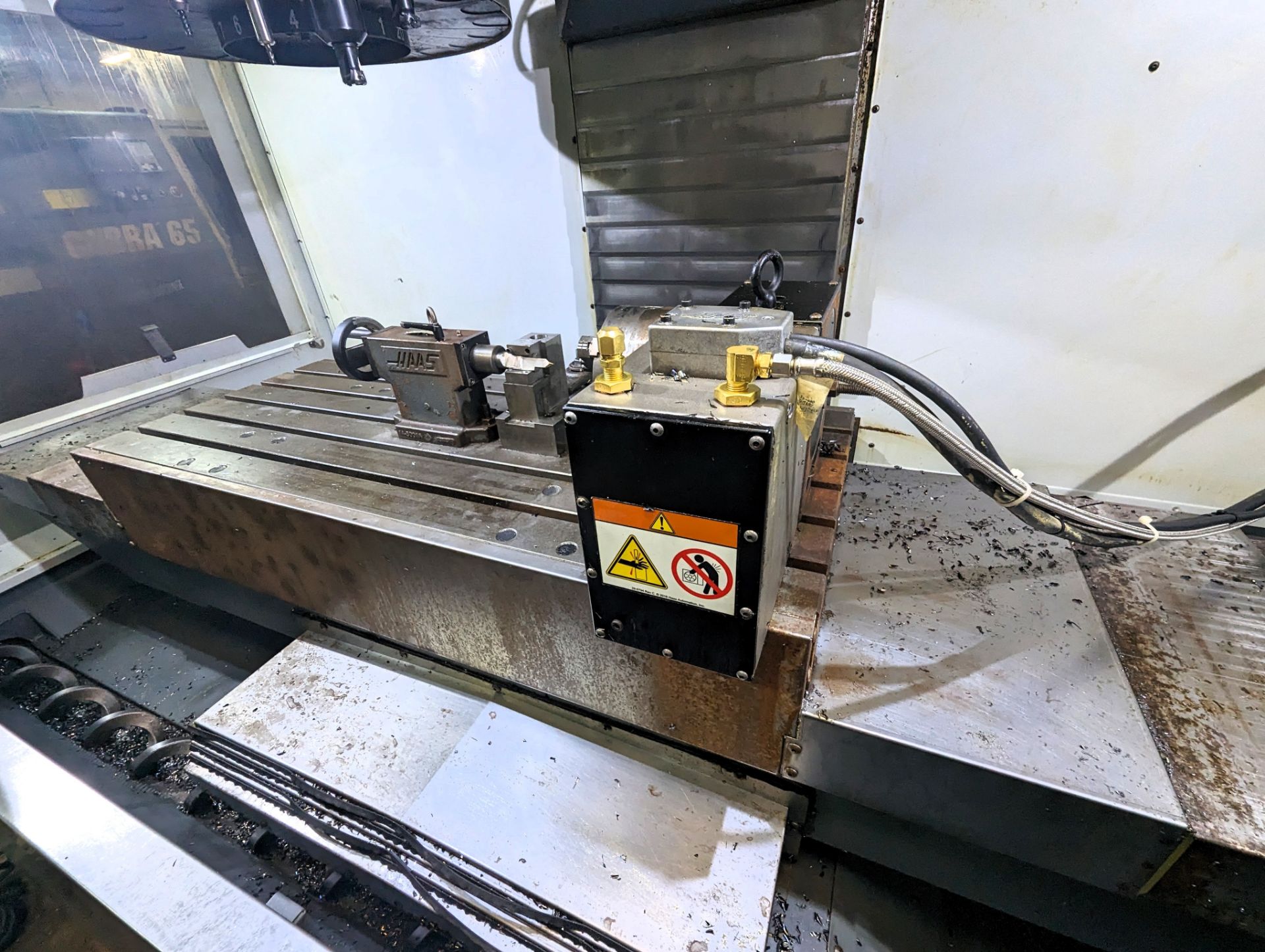 2019 HAAS VF-3 CNC VERTICAL MACHINING CENTER, CNC CONTROL, CAT40, 8,100 RPM SPINDLE, APPROX. 2,686 - Image 7 of 21