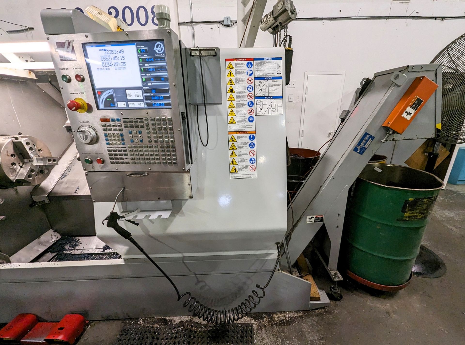 2008 HAAS SL-30TB CNC TURNING CENTER, CNC CONTROL, 15” CHUCK, BIG BORE, TAILSTOCK, TOOL SETTER, CHIP - Image 6 of 14