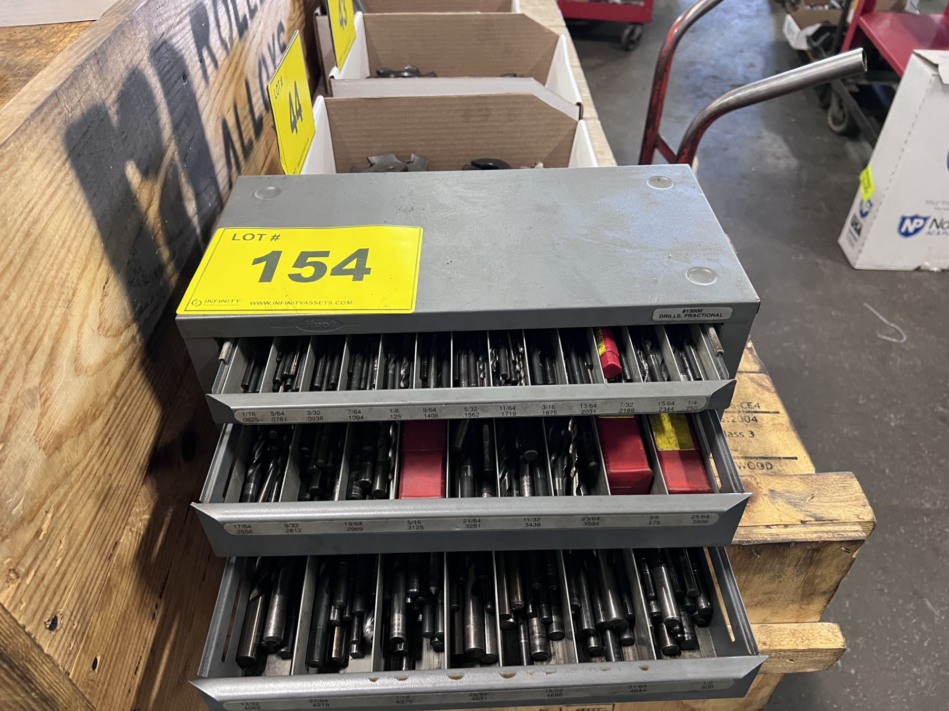 3-DRAWER DRILL BIT CABINET W/ DRILL BITS / CARBIDE