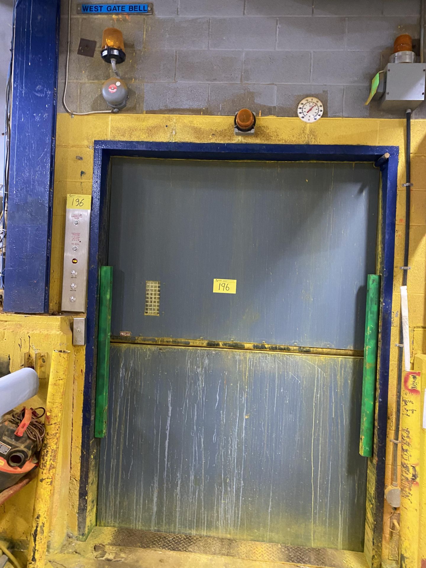 PEELE FREIGHT ELEVATOR (NOTE: SUBJECT TO LATE REMOVAL, PICKUP END OF AUGUST) (RIGGING FEE $10,900 - Image 7 of 14
