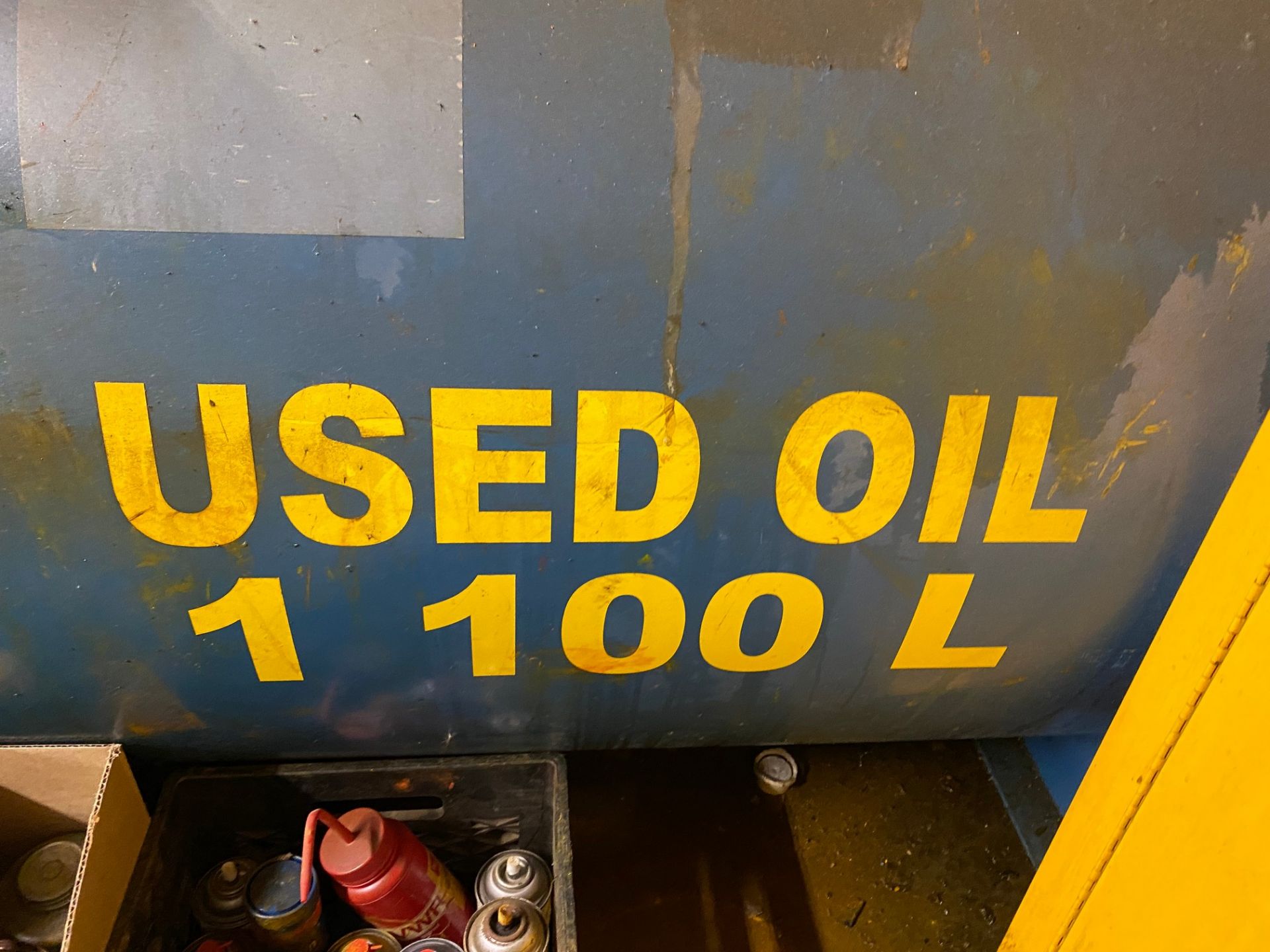 USED OIL 1,100L STORAGE TANK W/ CONTENTS - Image 4 of 4