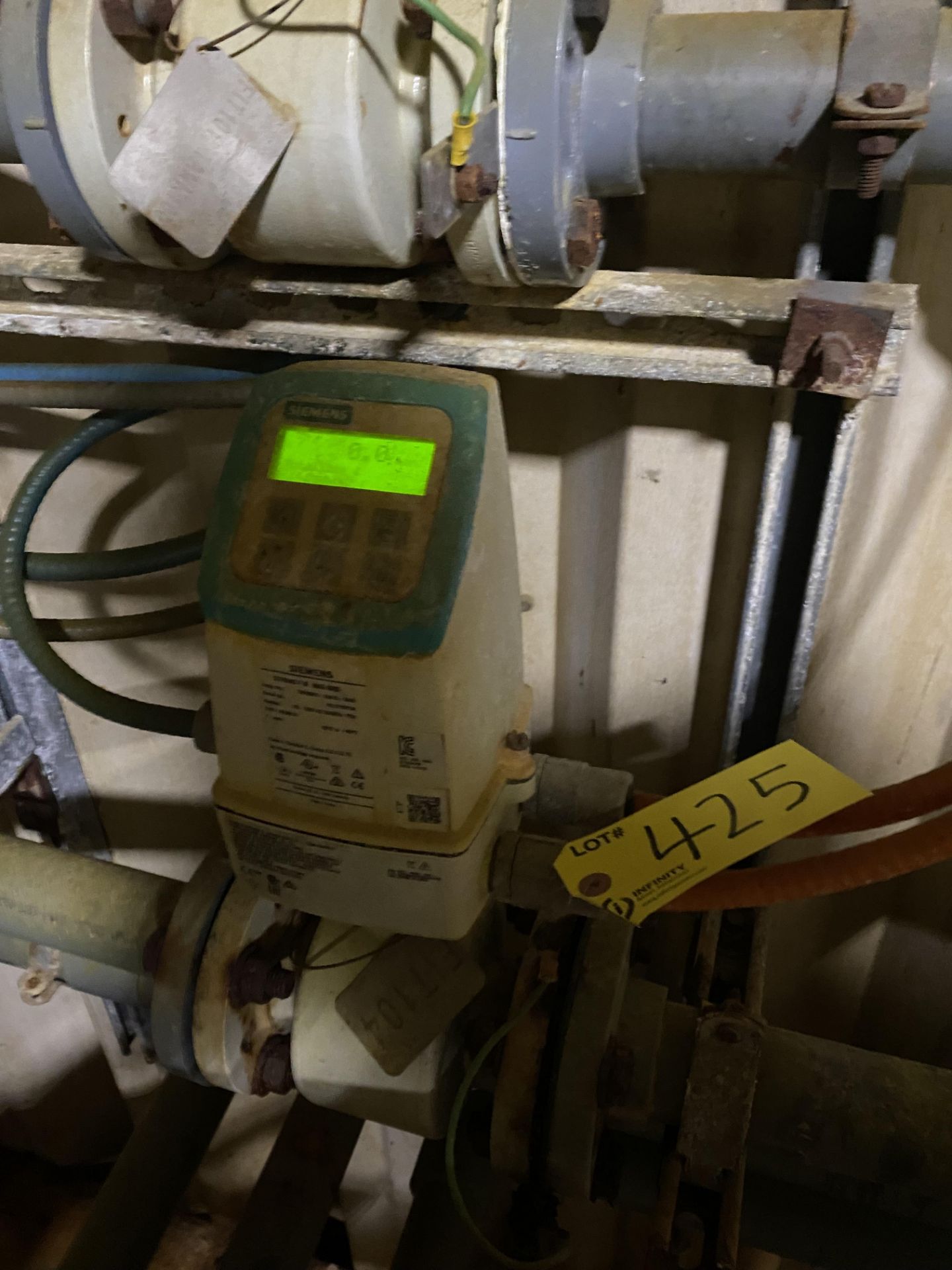 SIEMENS SITRANS FM MAG 6000 FLOW METER (RIGGING FEE $75 USD)