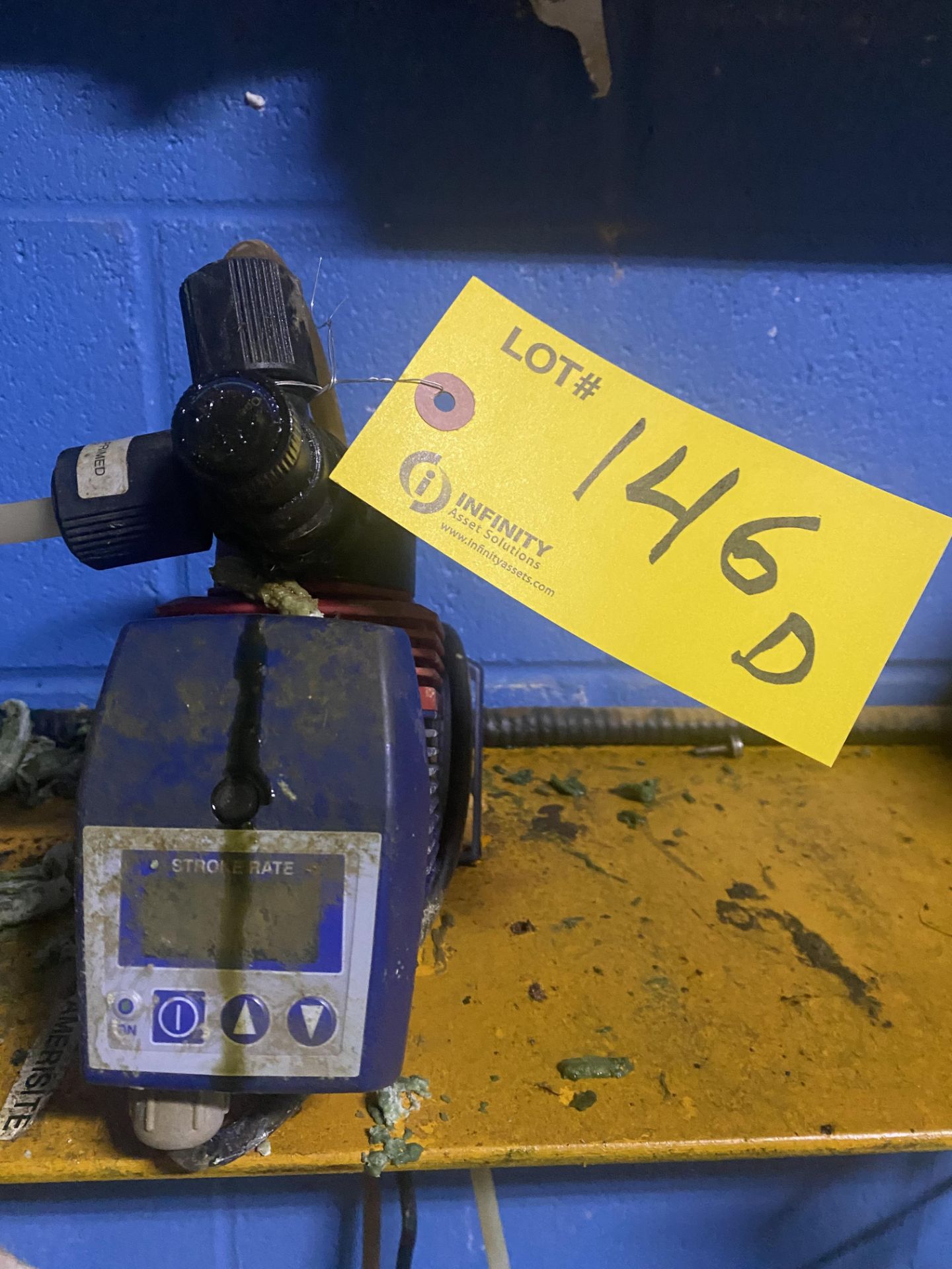 LOT OF (5) METERING / MICRO PROCESSOR DOSING PUMPS (RIGGING FEE $85 USD) - Image 2 of 5