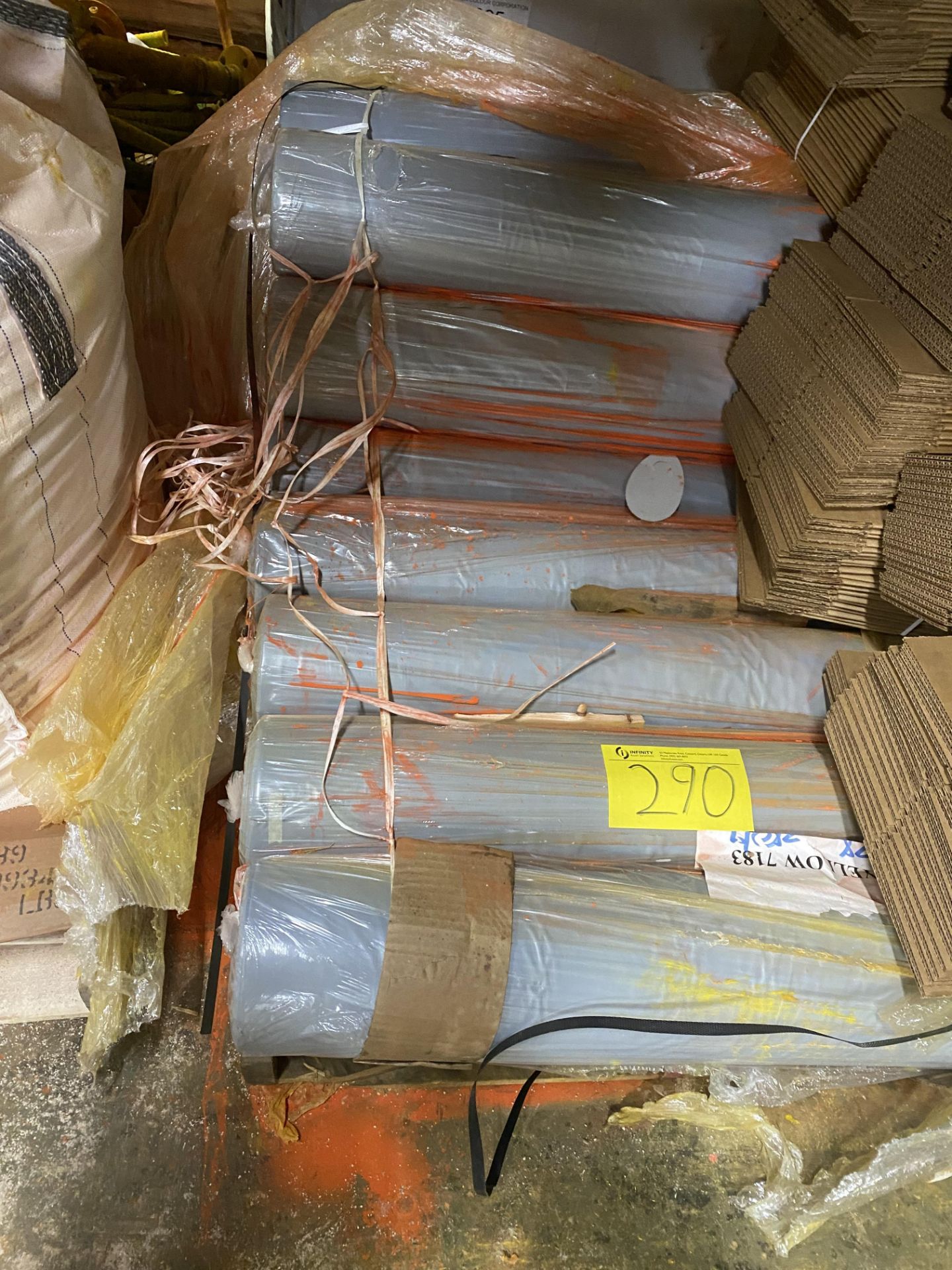 BUBBLE WRAP ROLL AND PALLET OF PLASTIC BAG ROLLS / CARTONS - Image 3 of 5