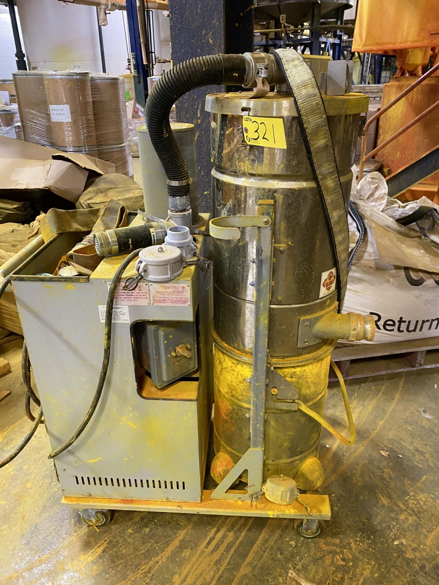 TIGER VAC INDUSTRIAL VACUUM