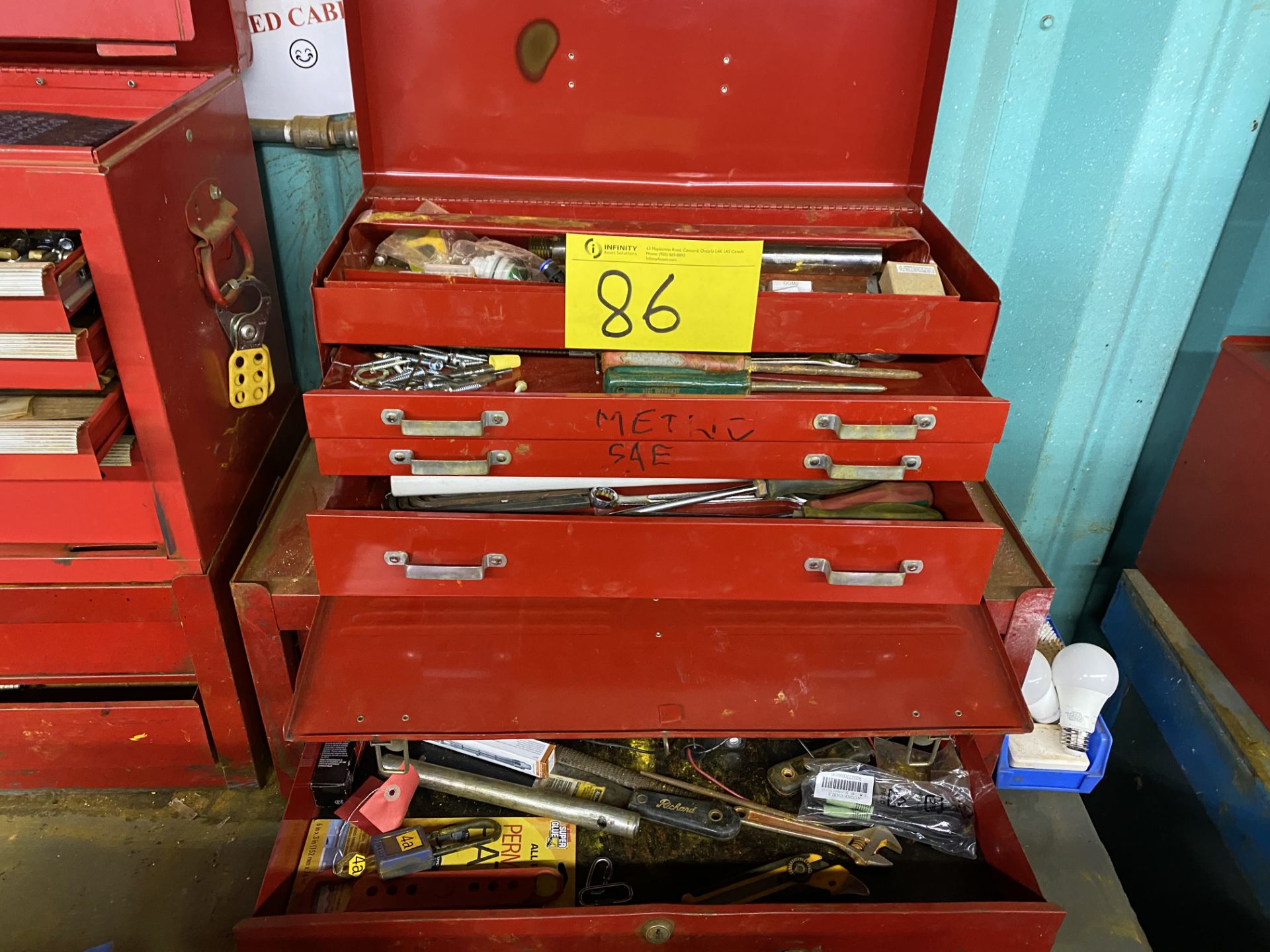 LOT OF (2) TOOL BOXES (3-DRAWER / 2-DRAWER W/ CONTENTS, TOOLS)