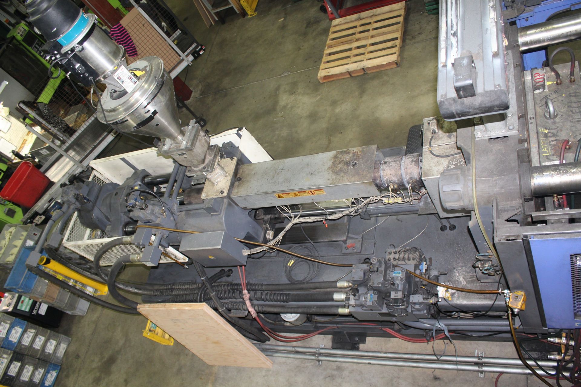 LG GOLD STAR 500H INJECTION MOLDER, 500-TON CAP. - Image 25 of 38
