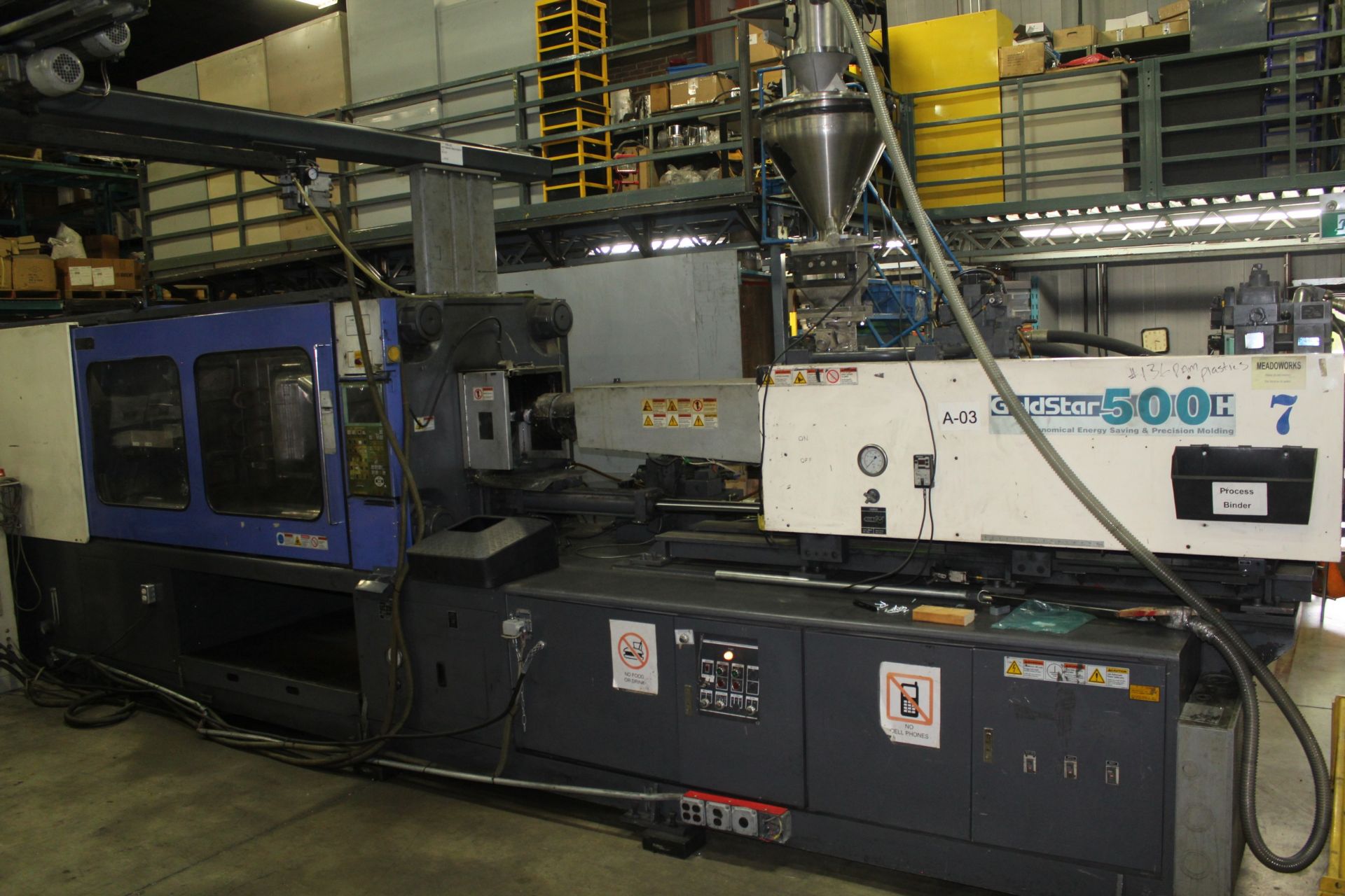 LG GOLD STAR 500H INJECTION MOLDER, 500-TON CAP. - Image 3 of 38