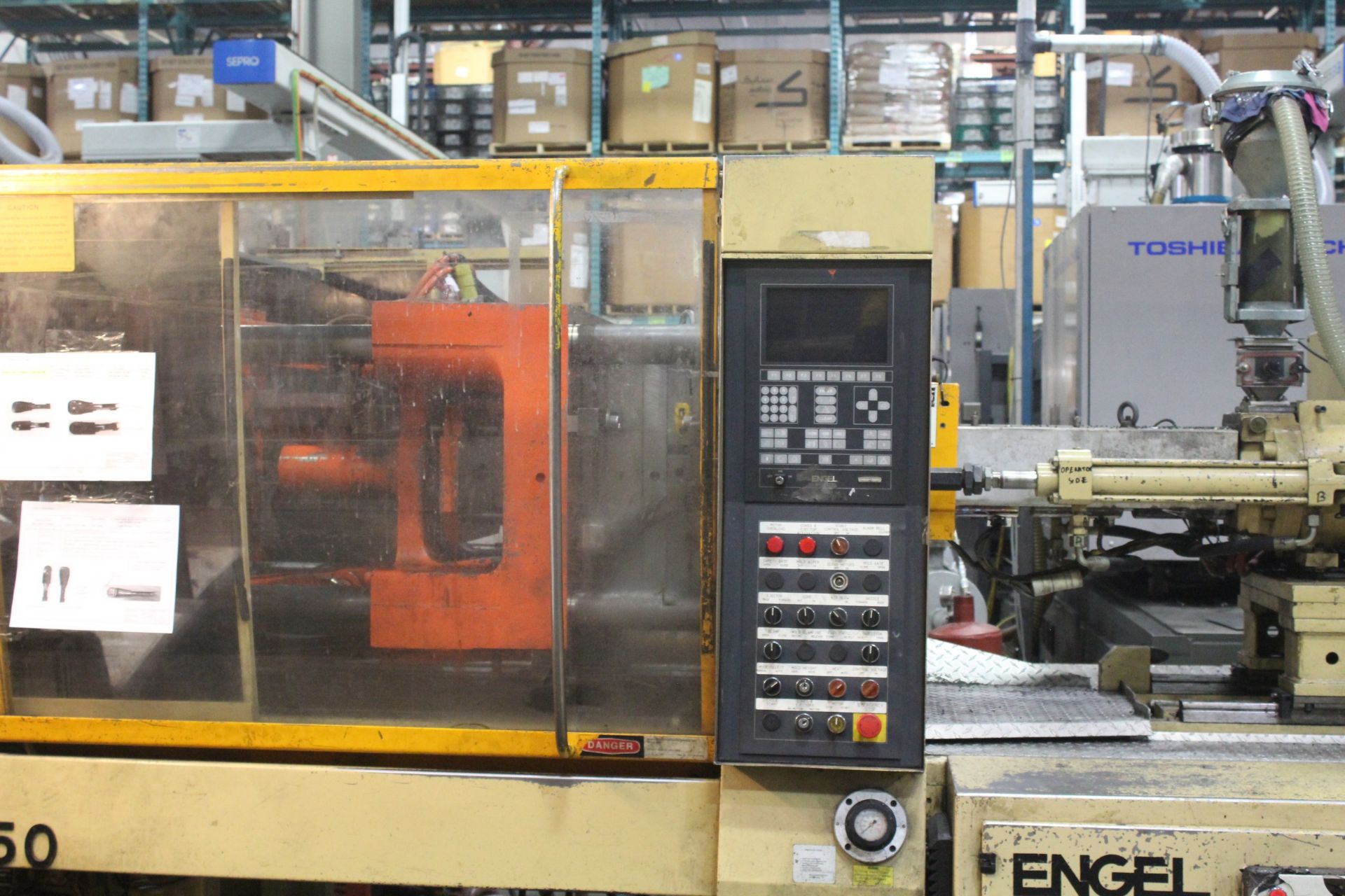 ENGEL ES 330/70 HL 70-TON INJECTION MOLDER - Image 4 of 22