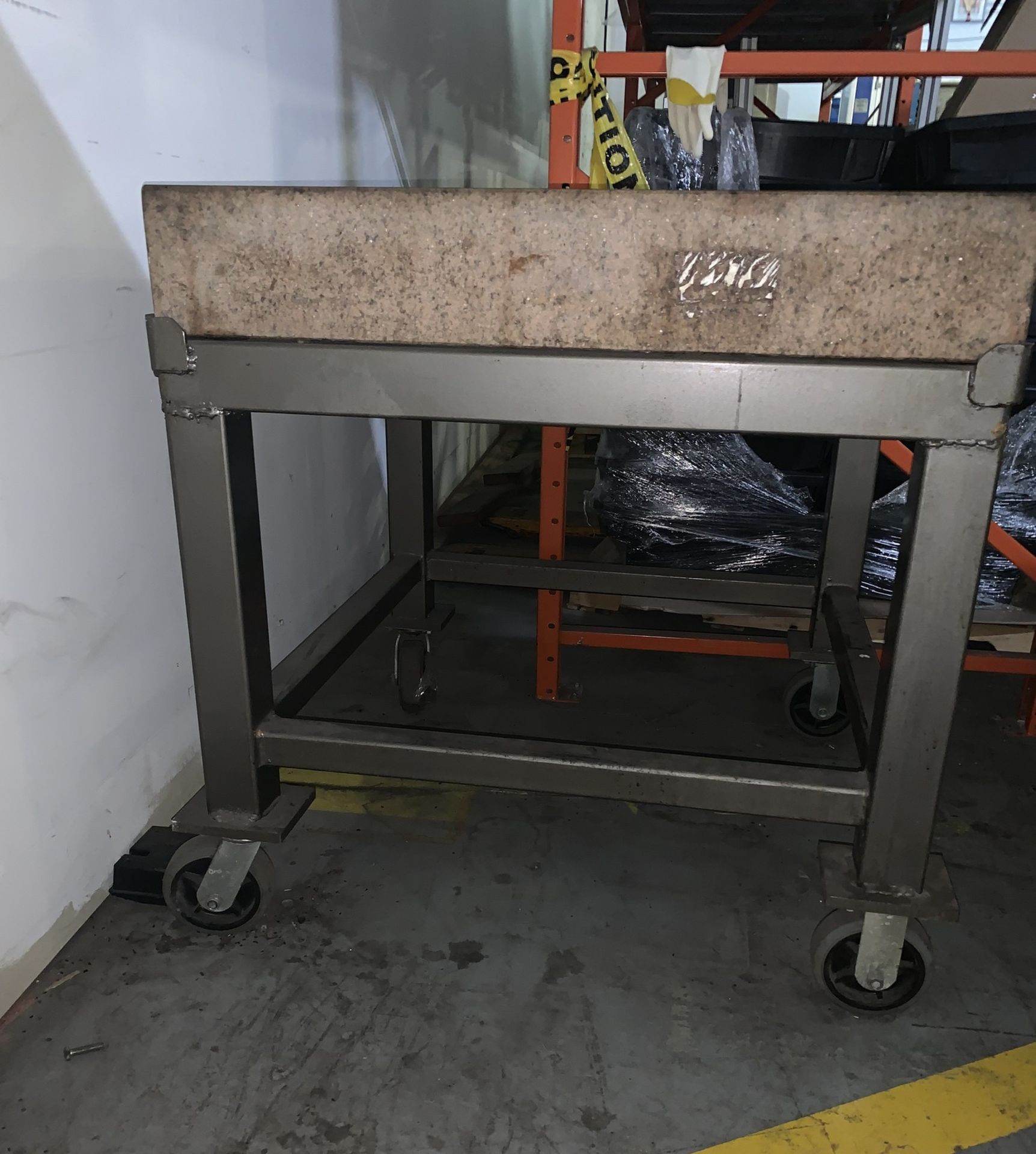 SURFACE PLATE ON FRAME W/ WHEELS - Image 2 of 4