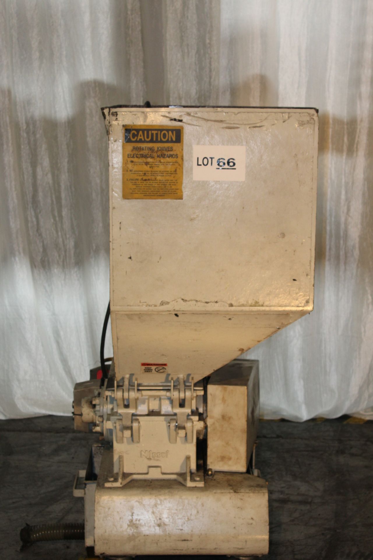 NISSUI CORP SLOW SPEED GRINDER - Image 9 of 11