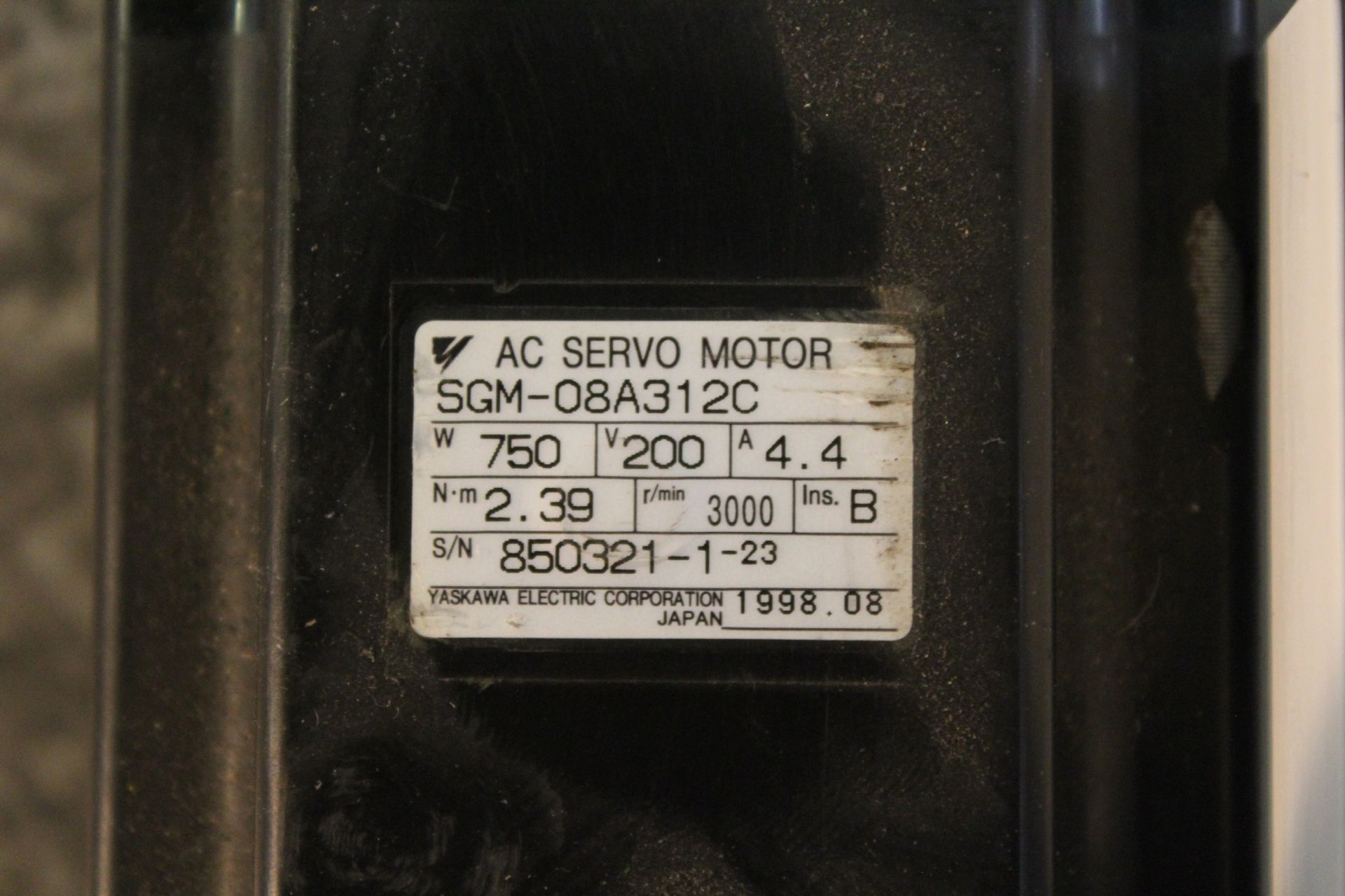 SERVO MOTOR - Image 2 of 2