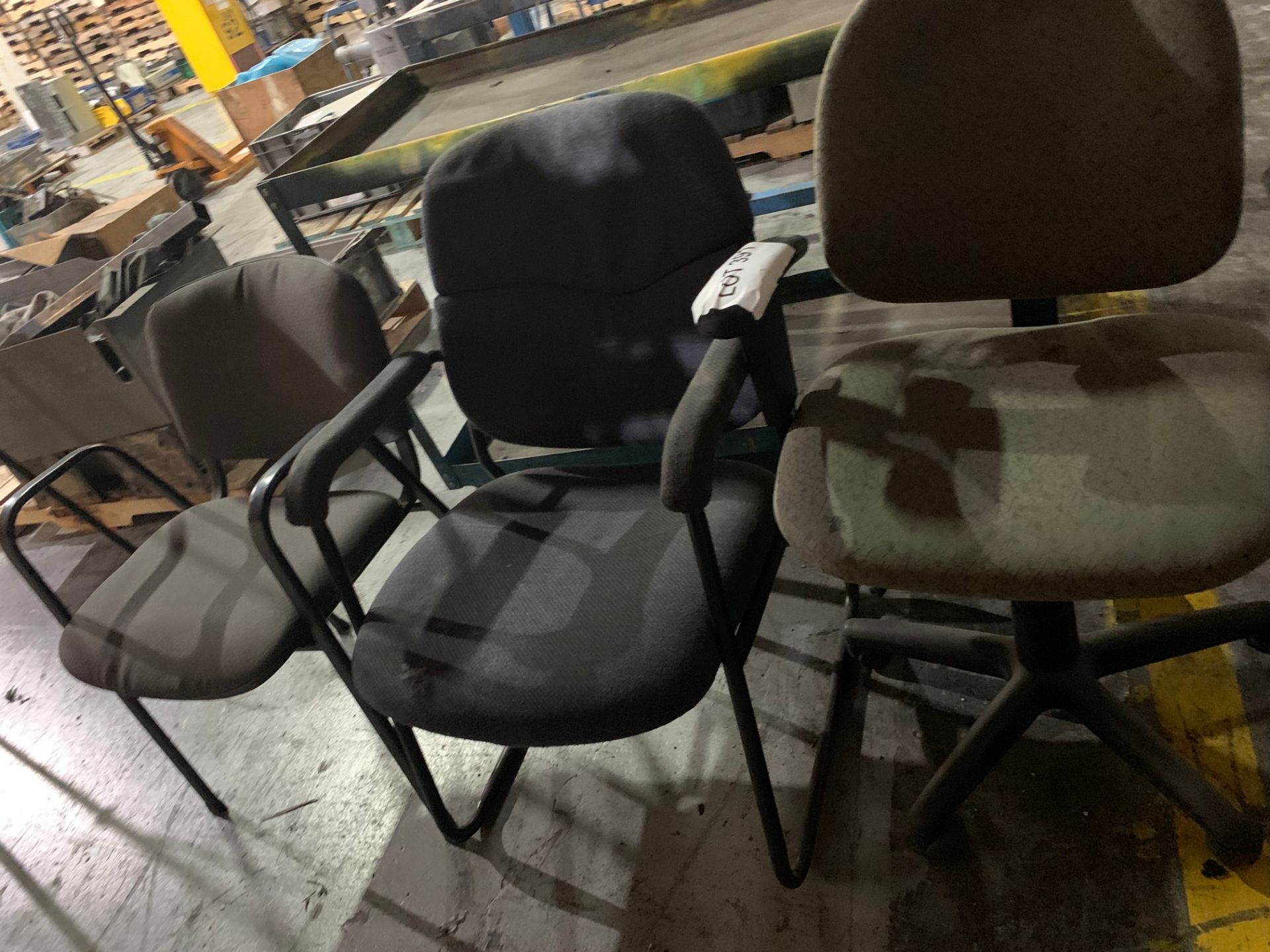 LOT OF (4) CHAIRS - Image 3 of 4