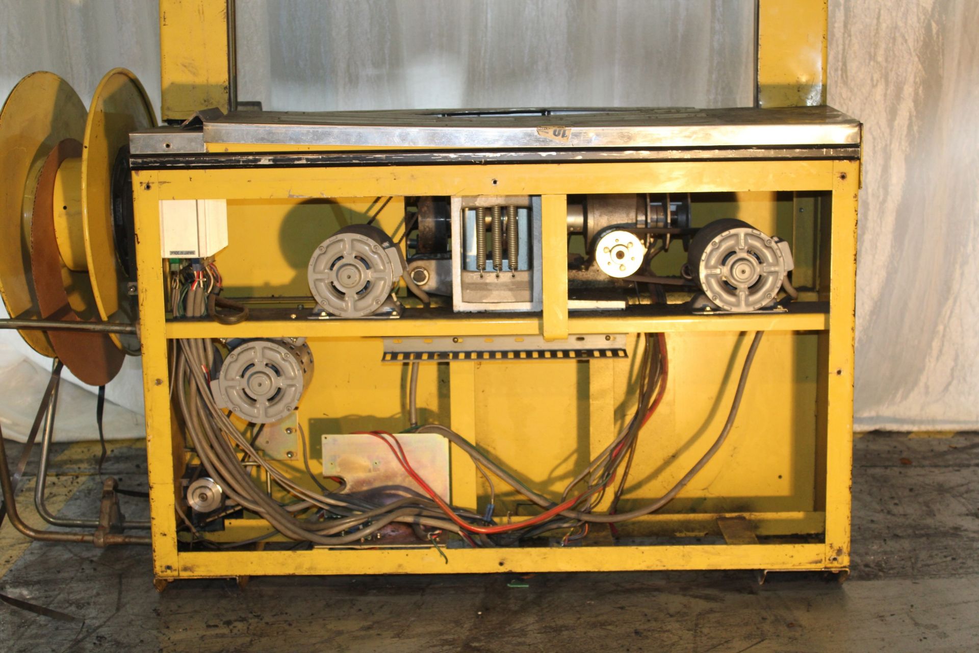 AUTOMATIC STRAPPING MACHINE - Image 8 of 9