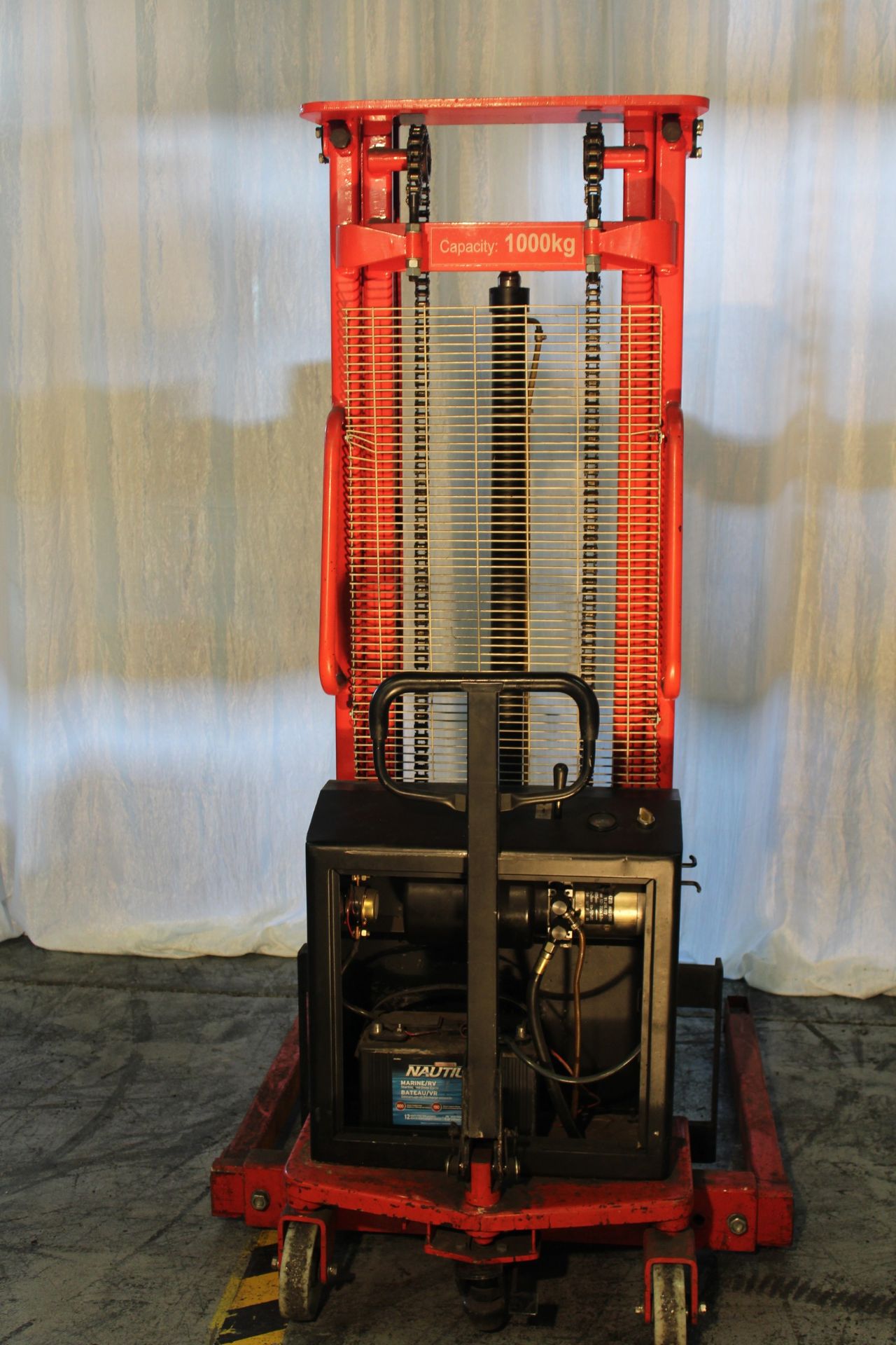ELECTRIC STACKER - Image 6 of 6