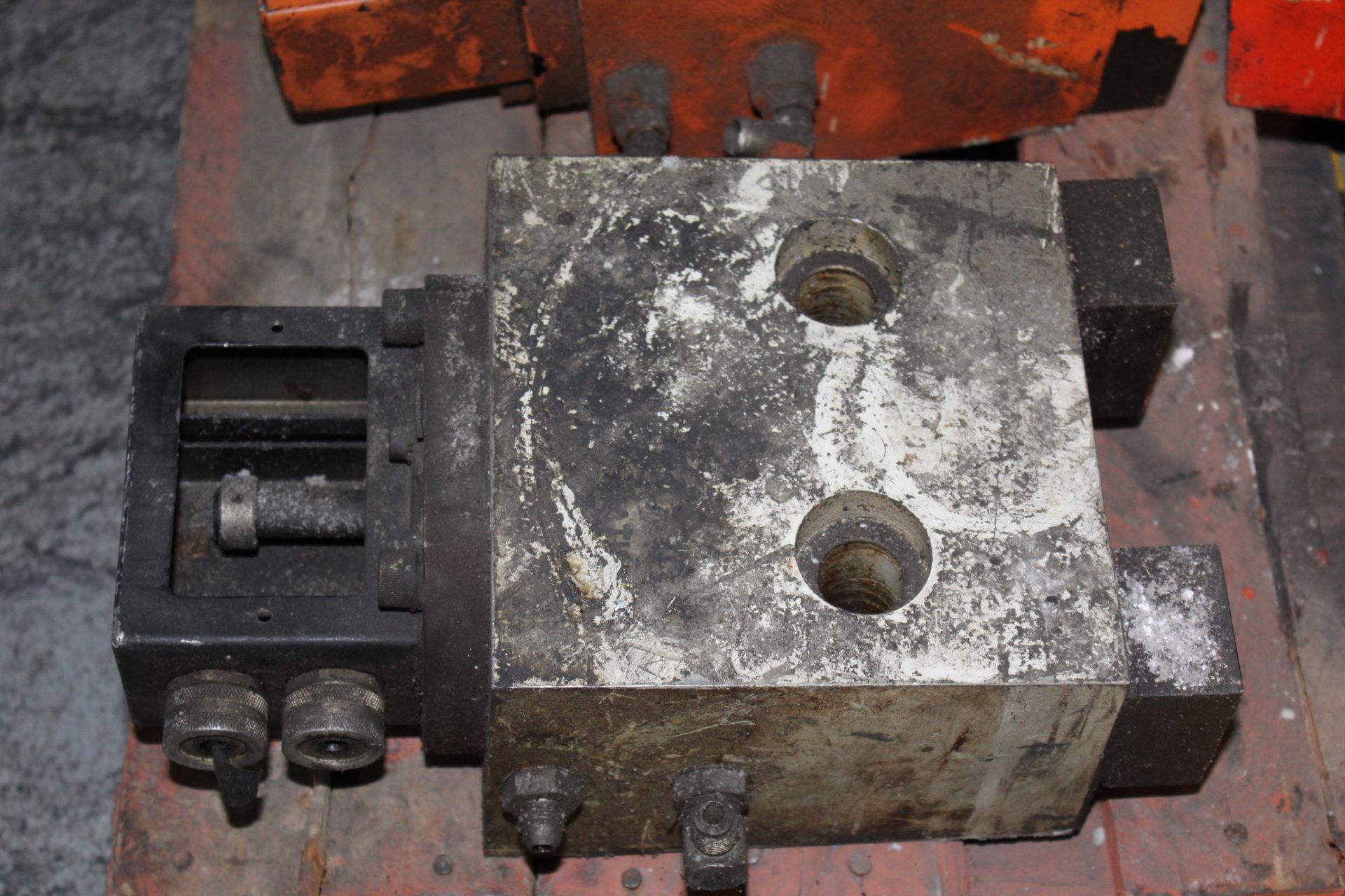 HYDRAULIC CLAMPS - Image 3 of 3