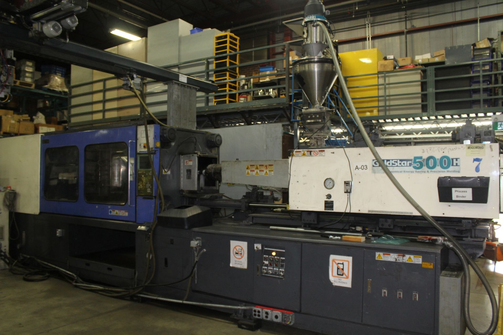 LG GOLD STAR 500H INJECTION MOLDER, 500-TON CAP. - Image 2 of 38