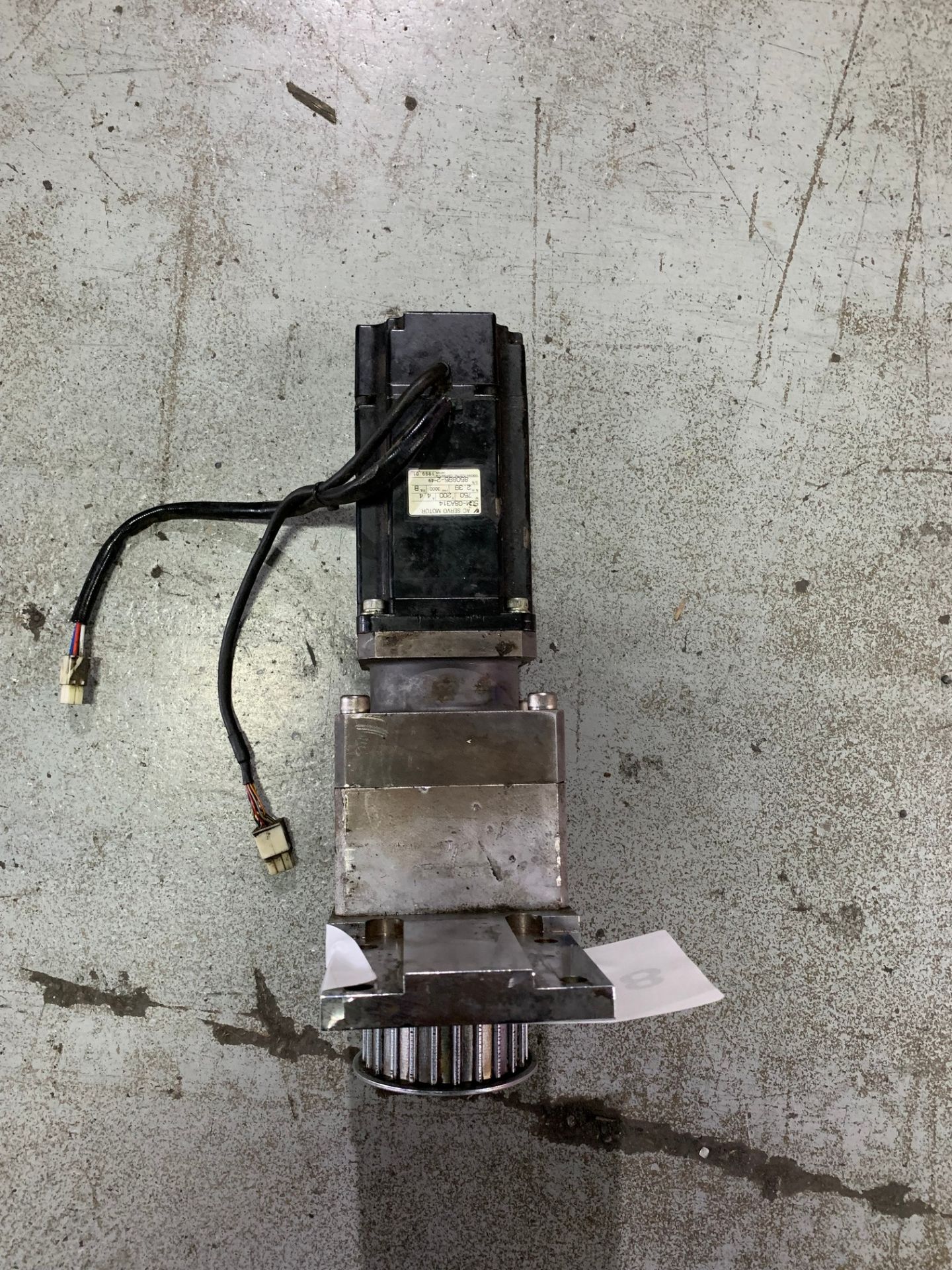 AC SERVO MOTOR