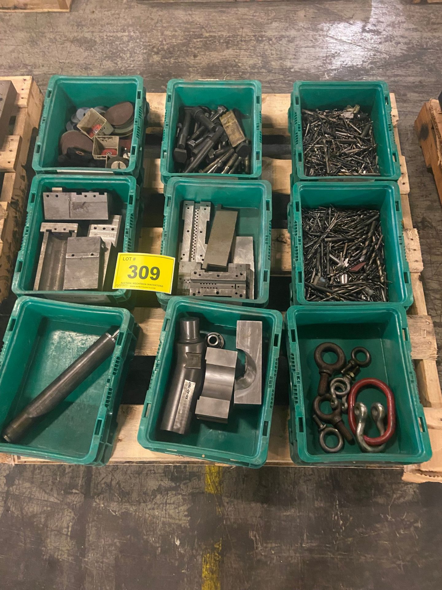 PALLET OF ASSORTED TOOLING