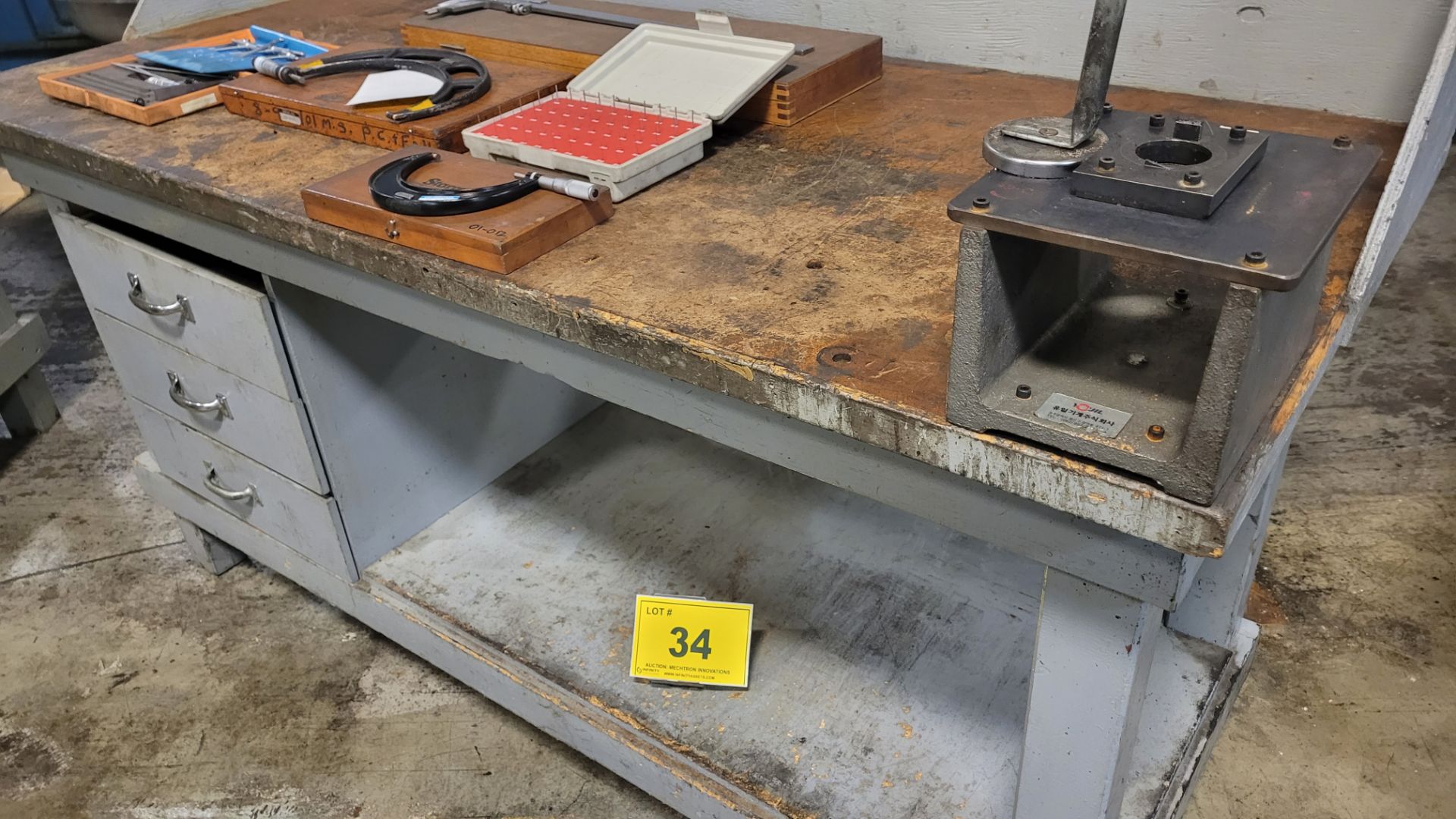 WORKBENCH W/ TOOL HOLDER VISE (RIGGING FEE $45) - Image 2 of 2