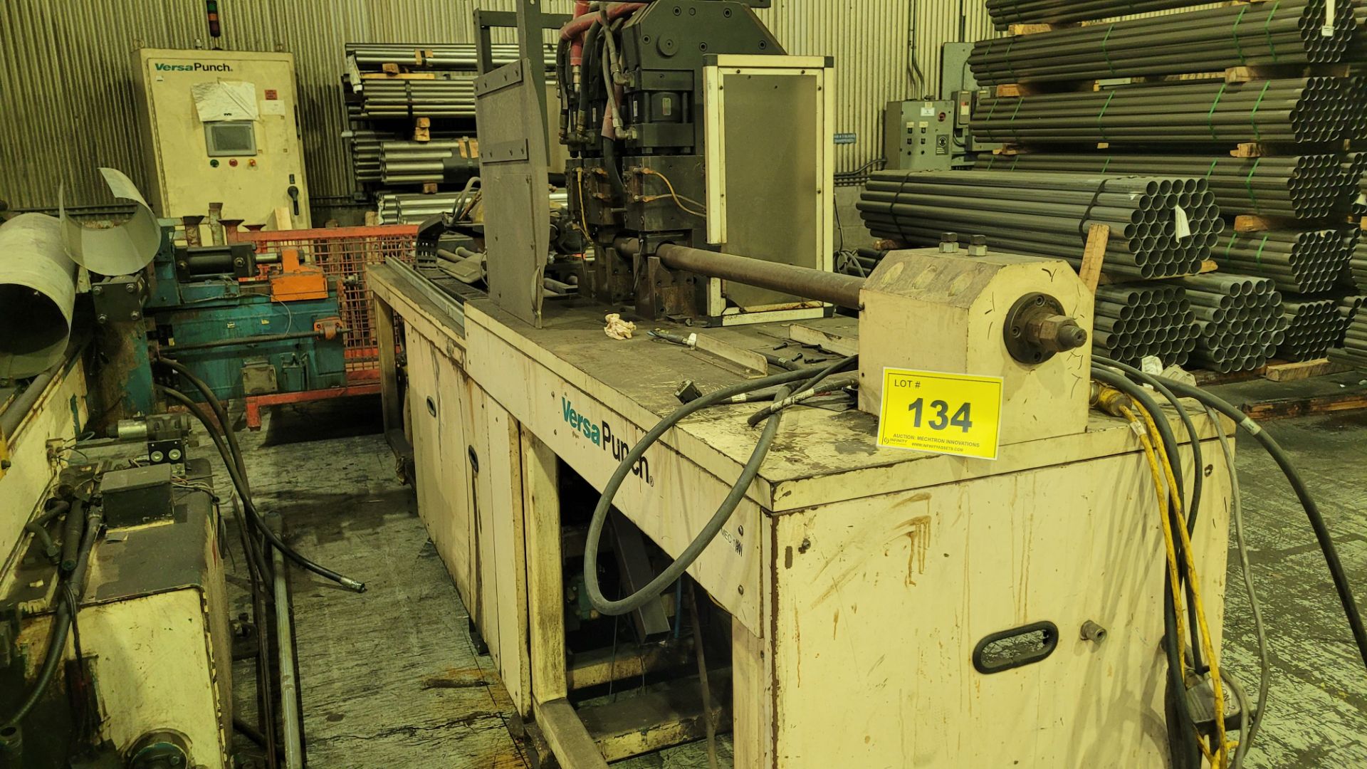 VERSA PUNCH HYDRAULIC TUBE BENDER UNIT (AS-IS & READY FOR REBUILDING) (RIGGING FEE $430) - Image 2 of 8