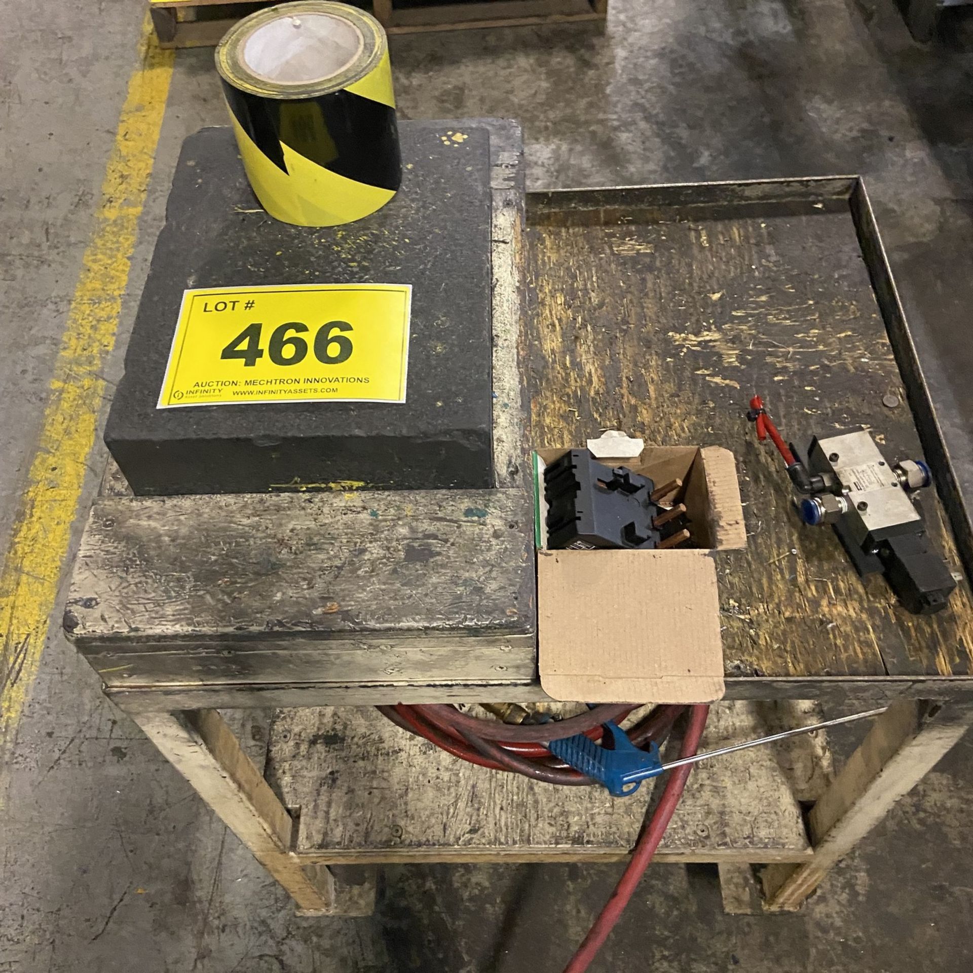 STEEL TABLE C/W SURFACE PLATE