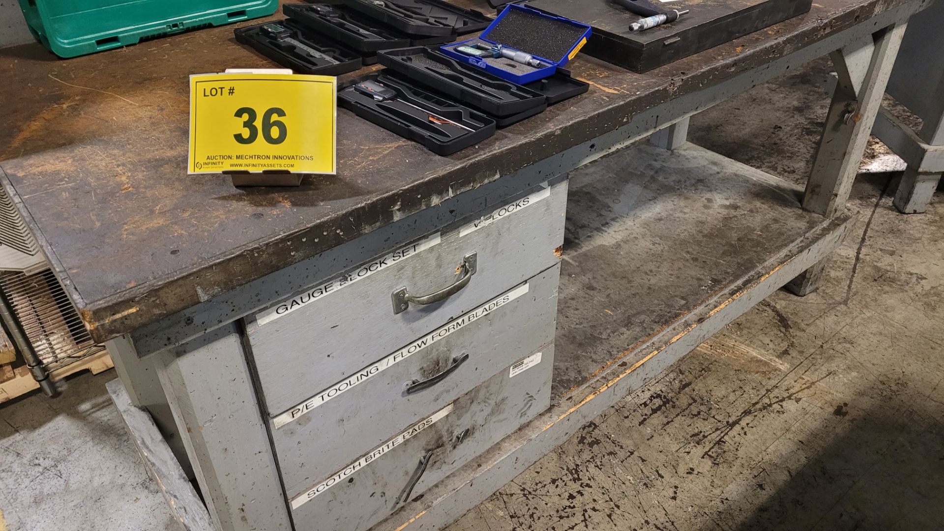 WORKBENCH (RIGGING FEE $45) - Bild 2 aus 2