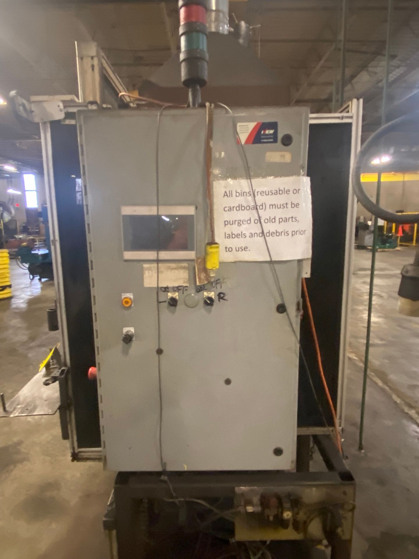 CUSTOM BUILT WELDING CELL C/W PLYMOVENT FUME EXTRACTOR UNIT (RIGGING FEE $180) - Image 5 of 10