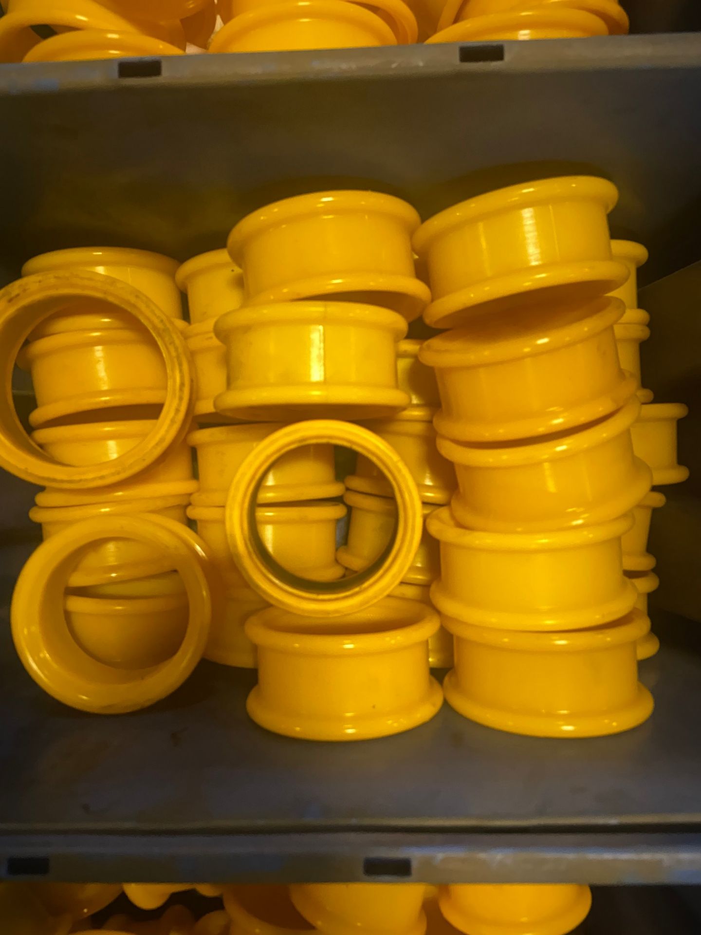 PALLET OF YELLOW RINGS - Image 2 of 3