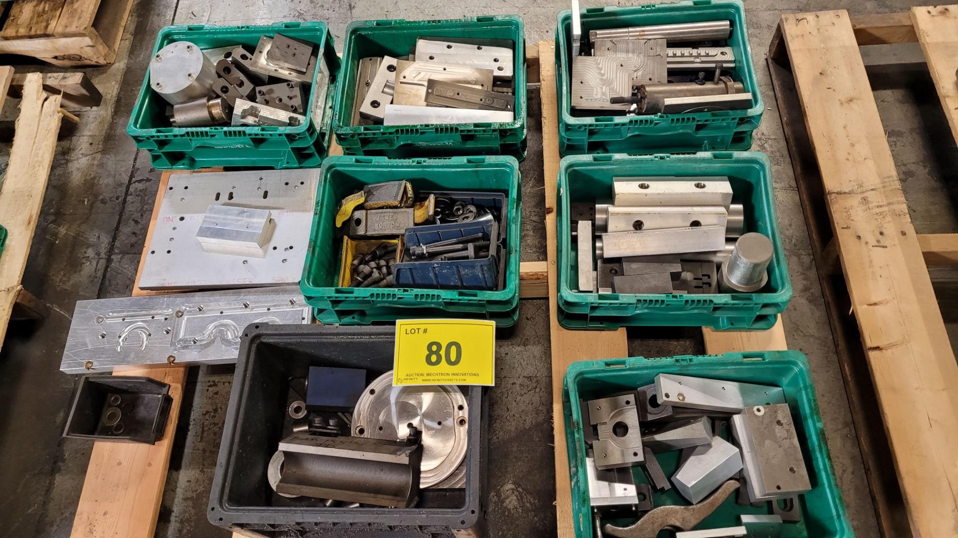 LOT OF ASST. METAL FIXTURES, GAUGES, SETUP BLOCKS, ETC.