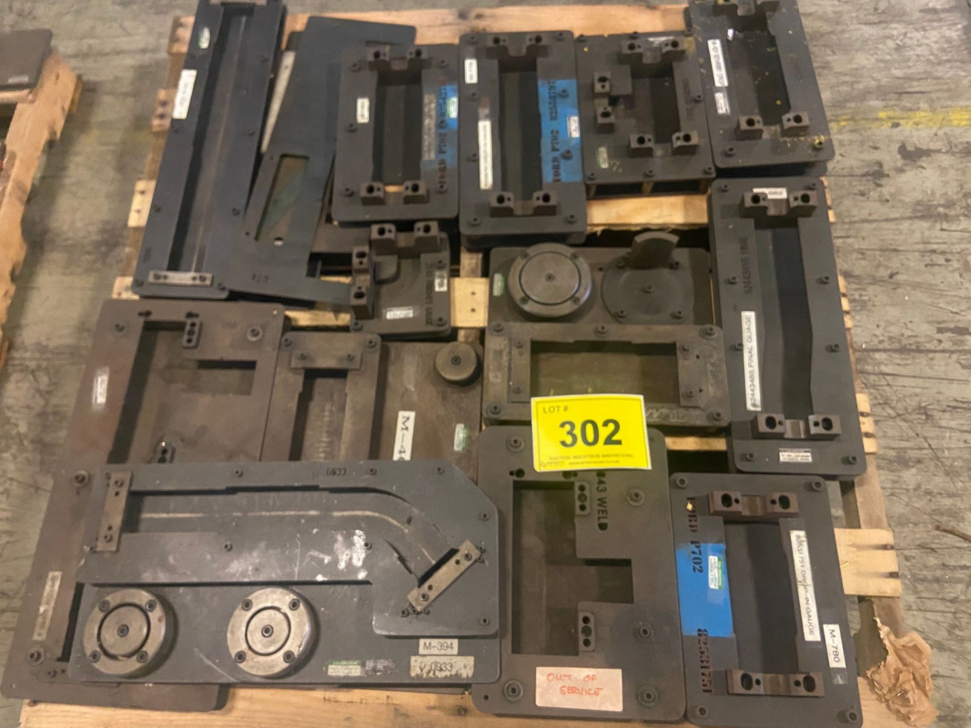 PALLET OF ASSORTED TOOLING