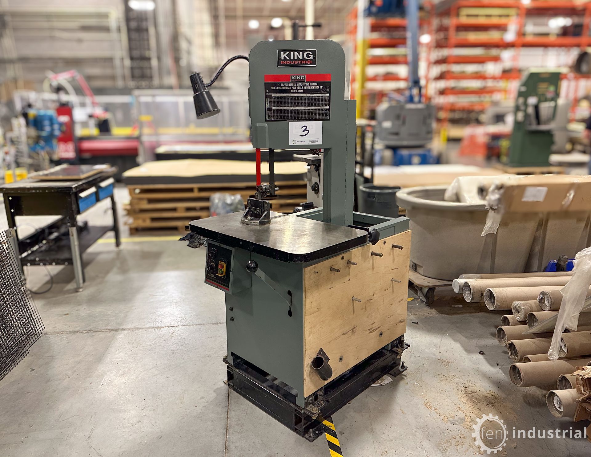 2011 KING INDUSTRIAL KC-914H 14” SELF-FEED / ROLL-IN VERTICAL METAL CUTTING BANDSAW, 1,725 RPM, - Image 17 of 27