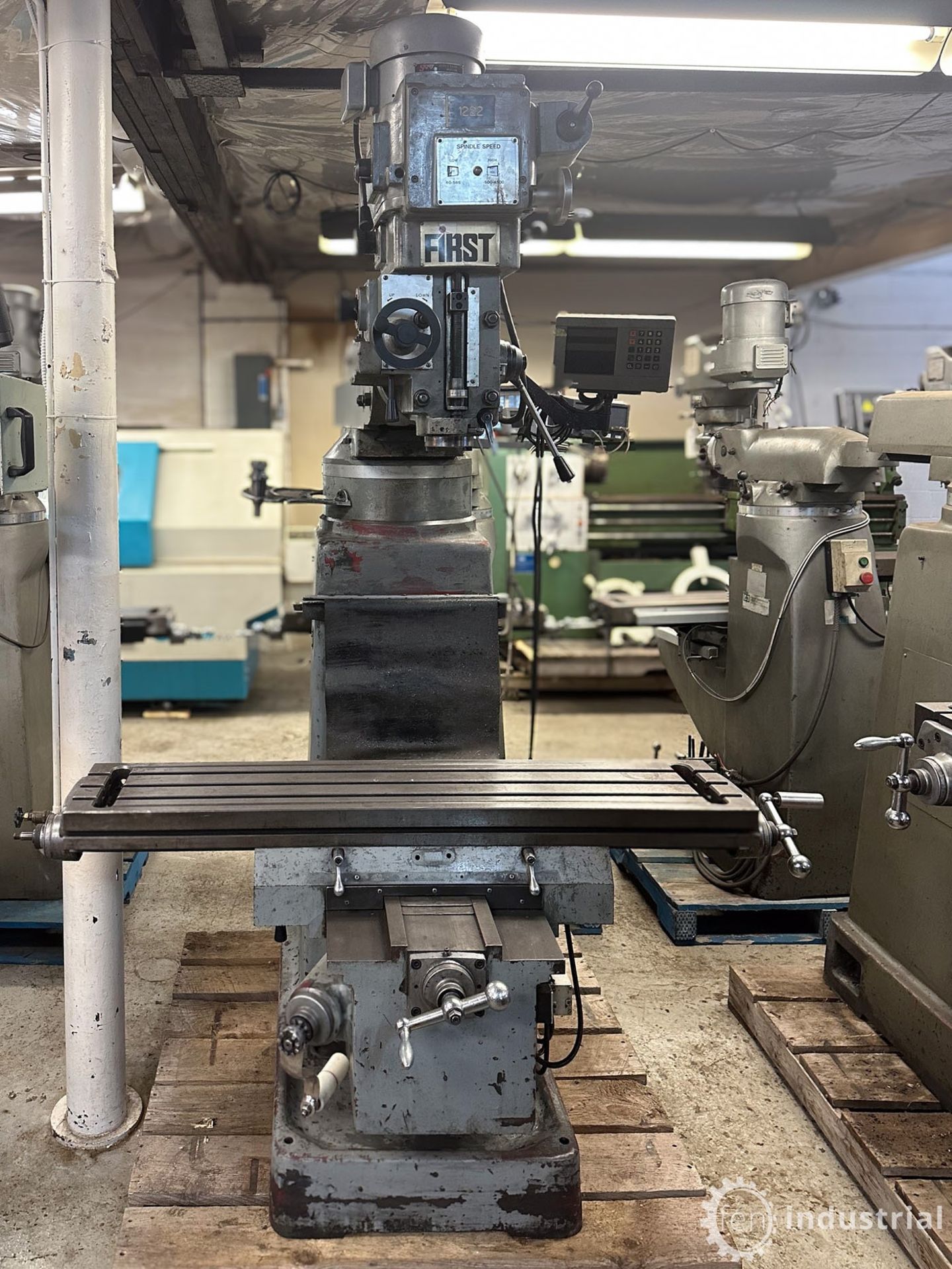 FIRST LC-185VSX VERTICAL MILLING MACHINE, HEIDENHAIN 2-AXIS DRO, SPEEDS TO 4,500 RPM, S/N - Image 20 of 32