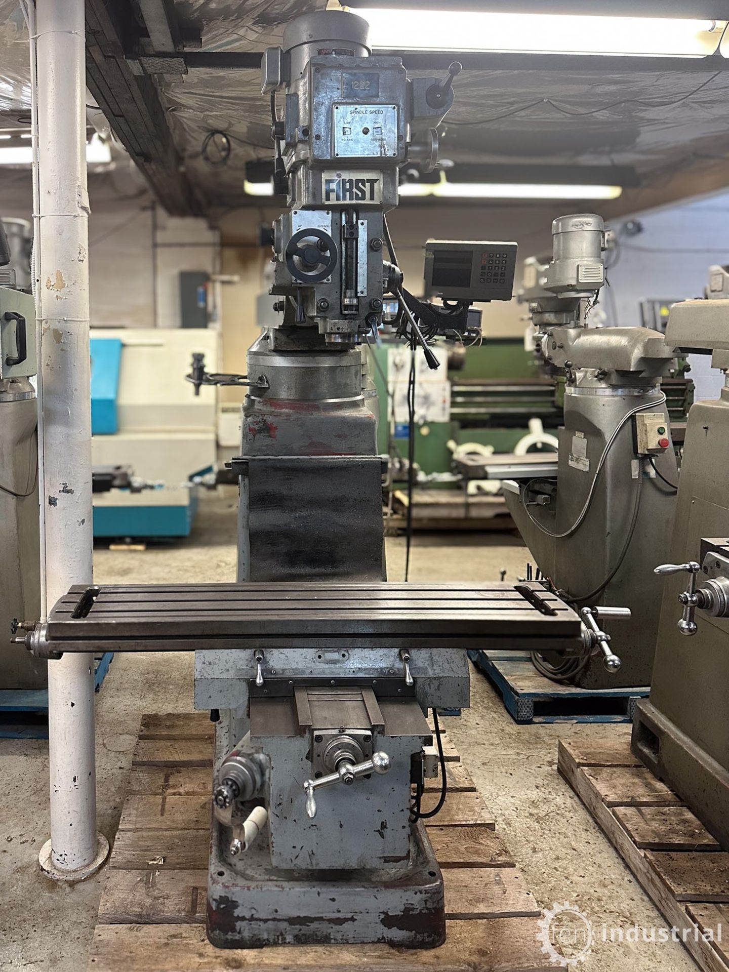 FIRST LC-185VSX VERTICAL MILLING MACHINE, HEIDENHAIN 2-AXIS DRO, SPEEDS TO 4,500 RPM, S/N - Bild 20 aus 32