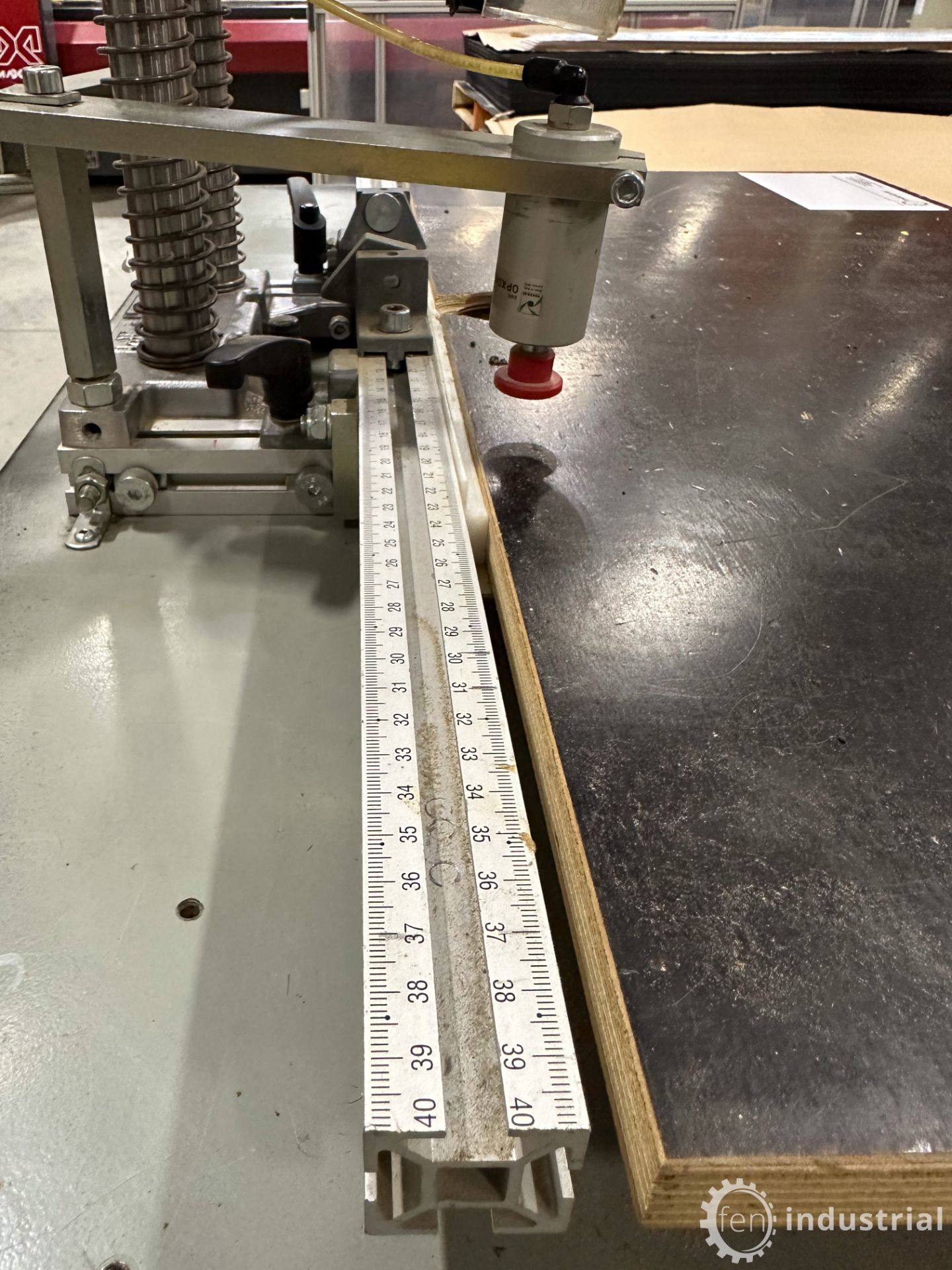 HETTICH DRILL AND INSERTION MACHINE W/ TABLE - Image 11 of 32