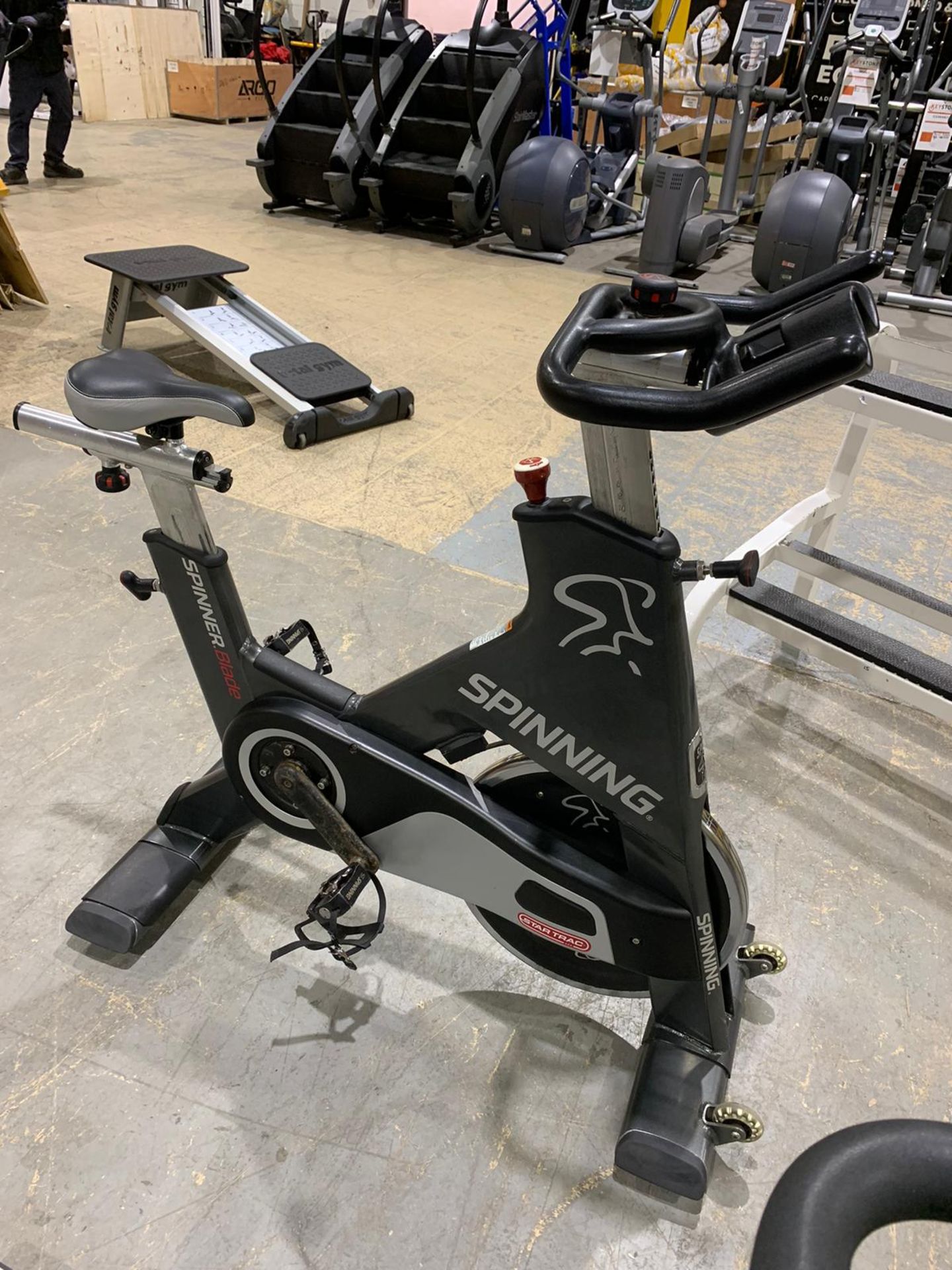 STAR TRAC SPINNER BLADE SPIN BIKE MACHINE - Image 2 of 4