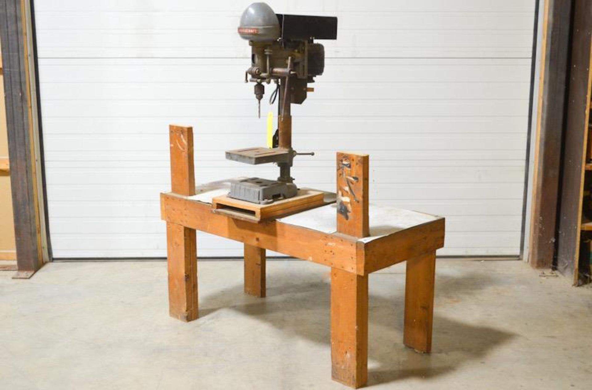 DELTA HOMECRAFT 18” BENCH-TOP DRILL PRESS, 8” X 8” TABLE SIZE, 8” LR X 6.25” FB BASE SIZE, QUILL - Image 2 of 5