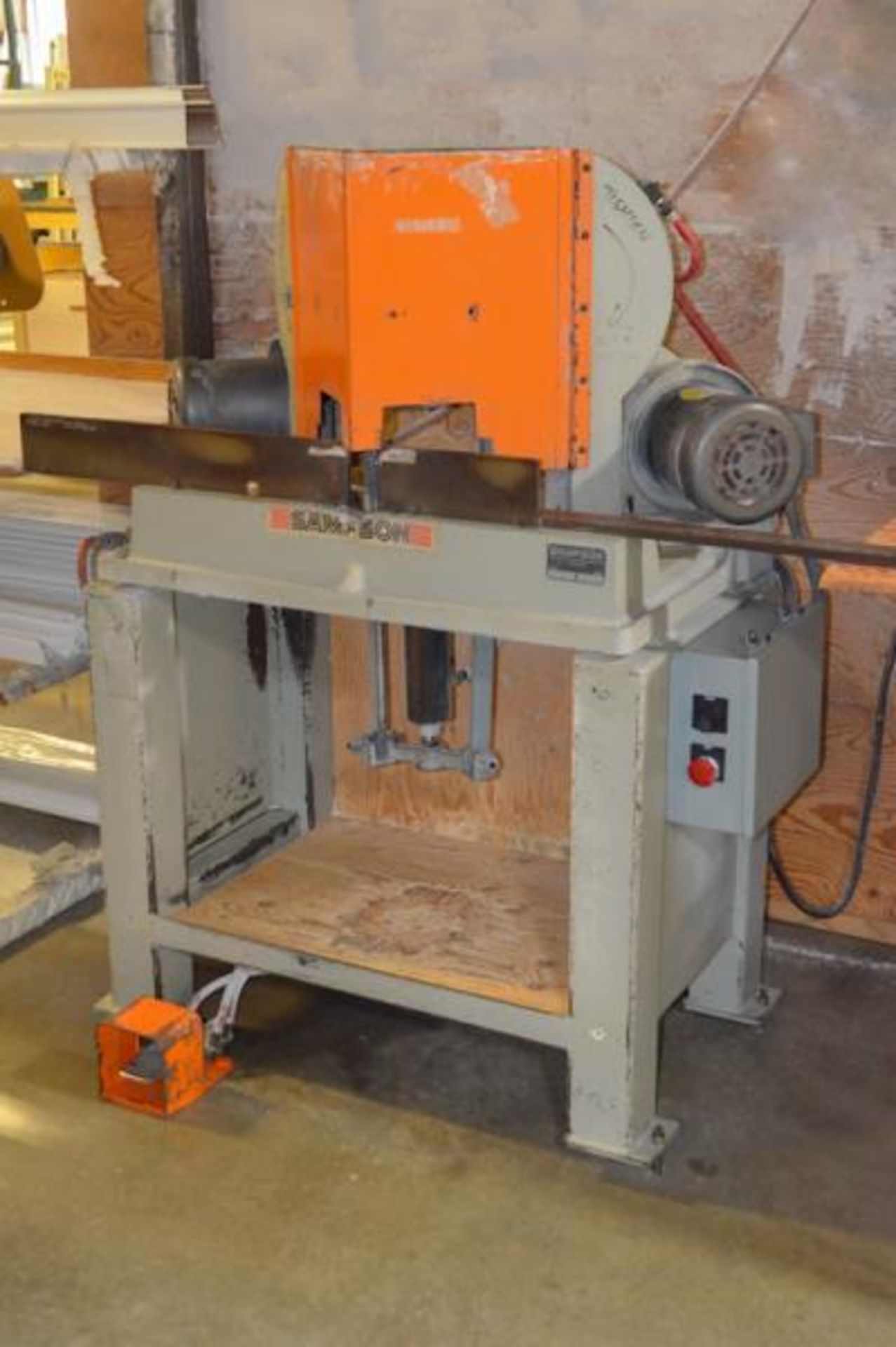 SAMPSON MN 14 14” DOUBLE MITER SAW, 5.75” X 31.5” X 35”H TABLE SIZE, CUTTING CAP. 7”H X 1”W AT MAX