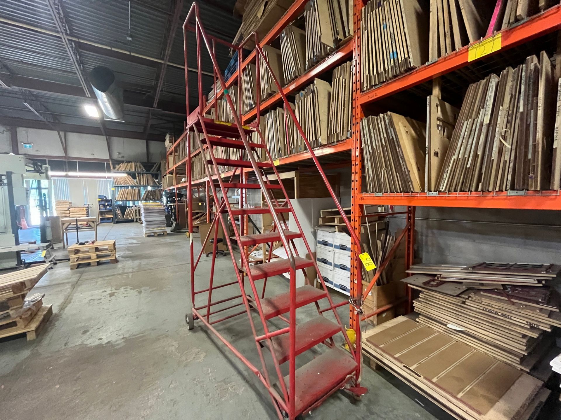 10-STEP MOBILE WAREHOUSE LADDER