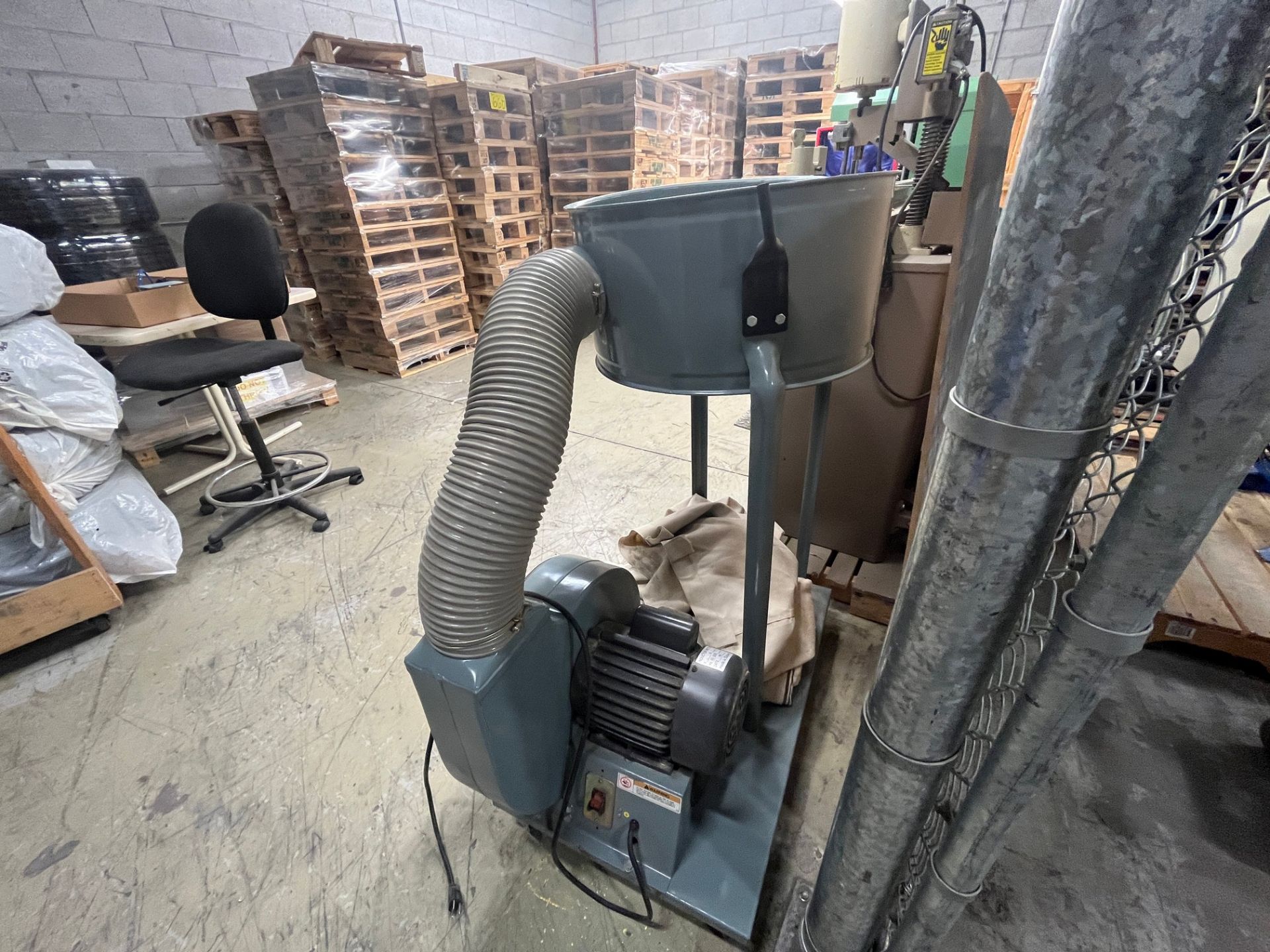 KING CANADA KC-3108C PORTABLE DUST COLLECTOR - Image 4 of 4